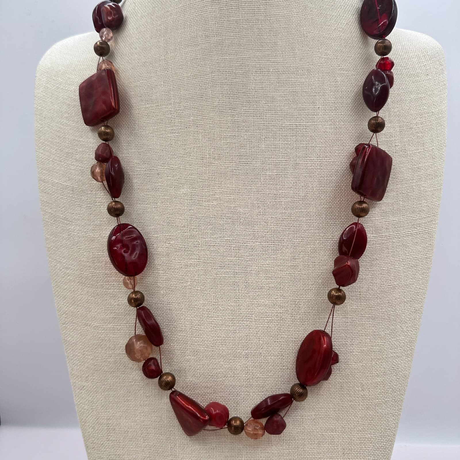 Vintage 90s Red Burgundy Beaded Necklace Boho Classic Women's Fashion Jewelry
