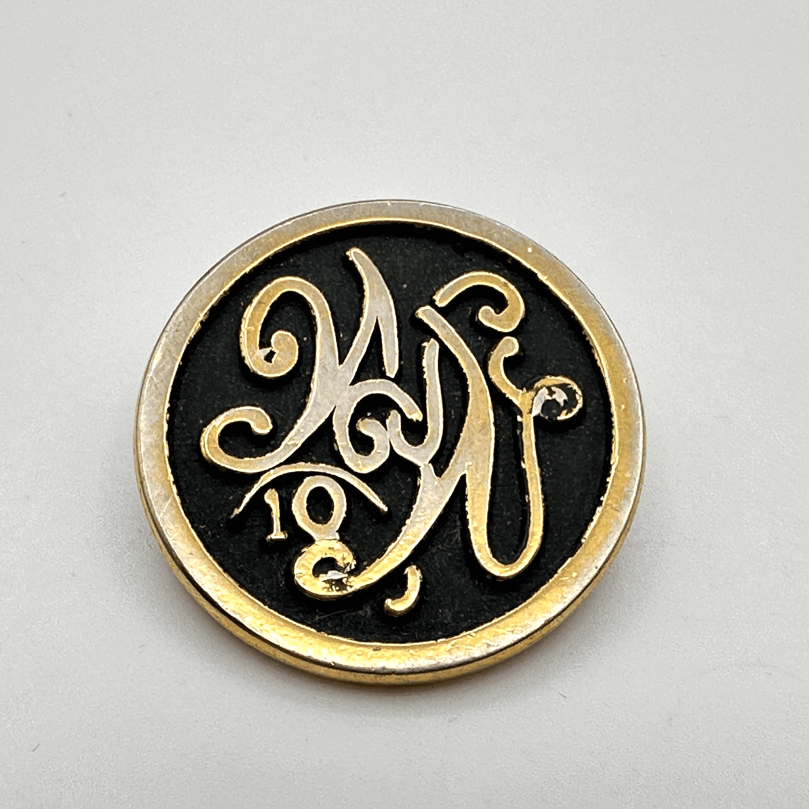 Vintage 80s Watchers Pound Award Pin Brooch Gold Tone Black Enamel Retro Jewelry