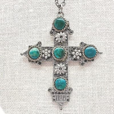 Vintage 90s Silver Tone Turquoise Cross Pendant Necklace Women's Fashion Jewelry