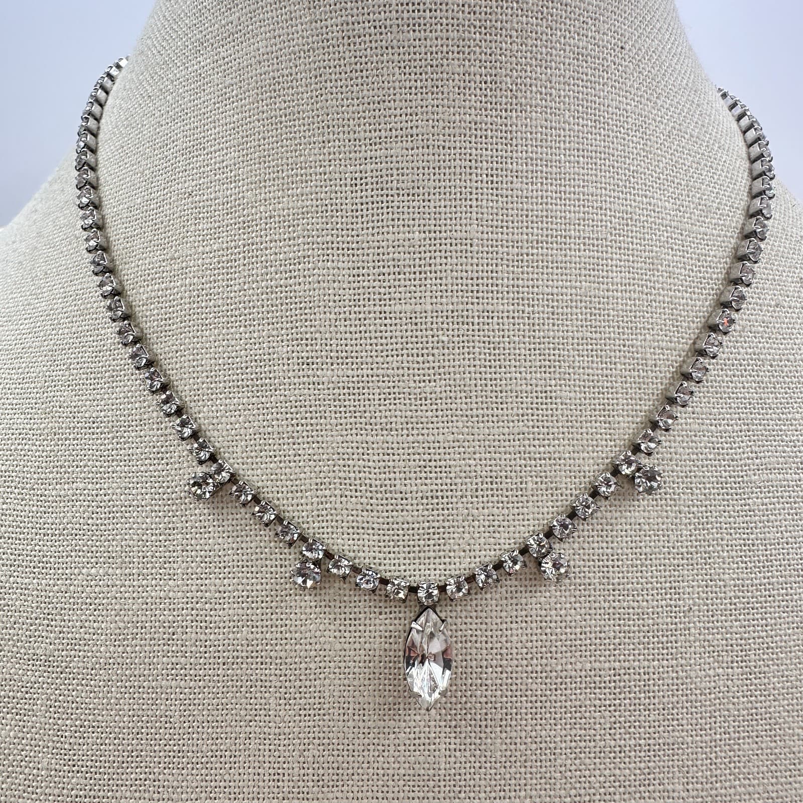 Vintage 90s Silver Tone Clear Glass Cup Chain Pendant Necklace Women's Jewelry
