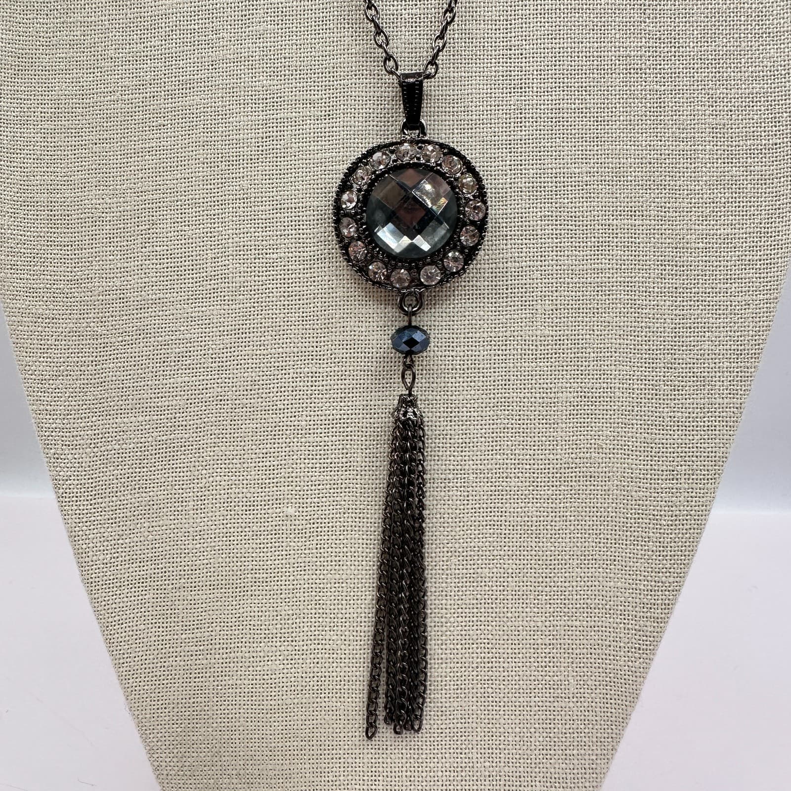 Vintage Y2K Gunmetal Tone Tassel Pendant Necklace Statement Women's Jewelry