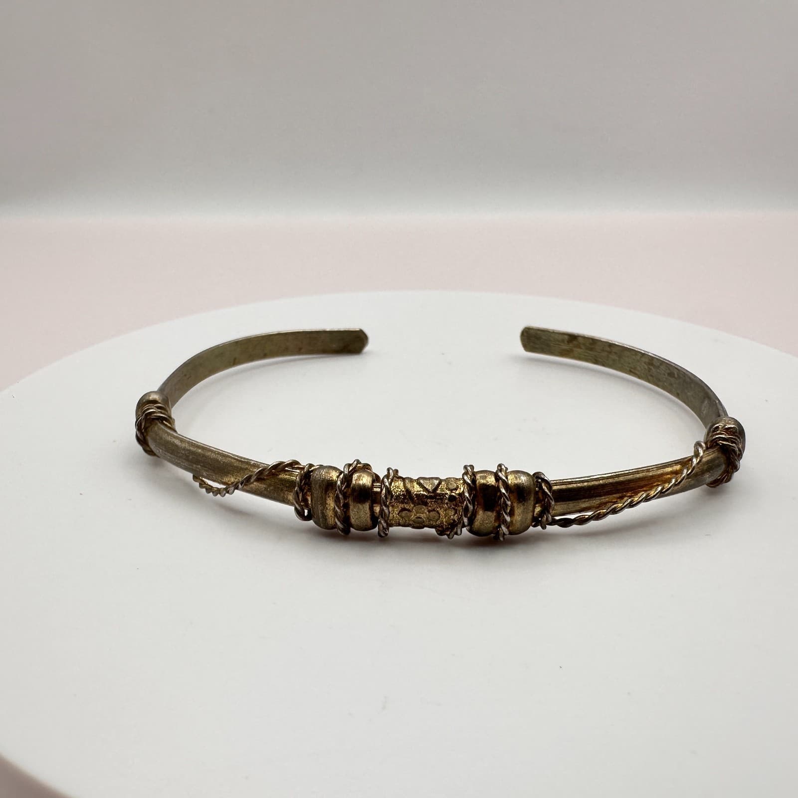 Vintage Y2K Twisted Wire Wrapped Bracelet Retro Women's Classic Fashion Jewelry