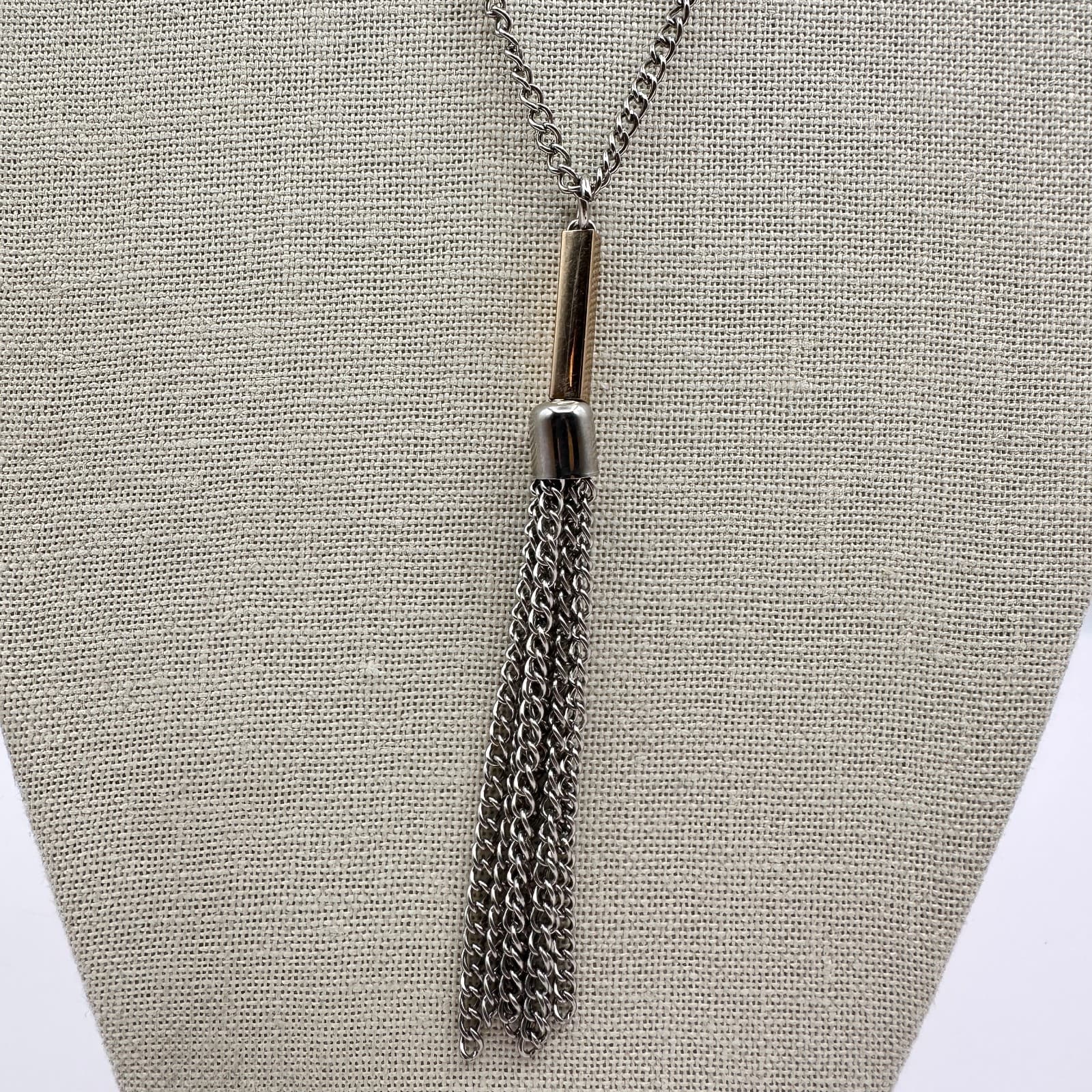 Vintage Y2K Silver Tone Curb Chain Tassel Fringe Pendant Necklace Jewelry