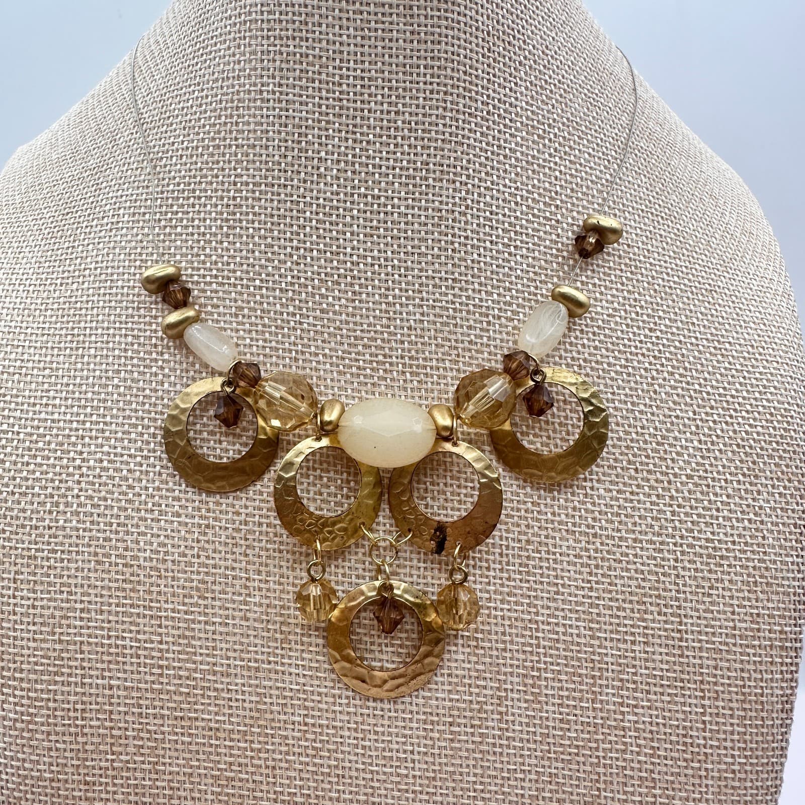 Vintage 90s Gold Tone Hammered Hoop Bib Necklace Glass Bead Boho Fashion Jewelry