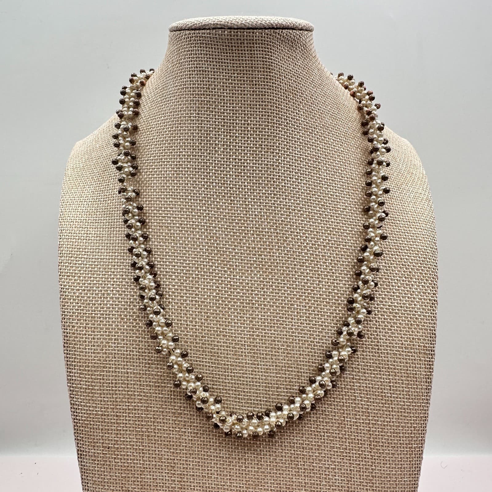 Vintage 90s Twisted Faux Pearl Bead Necklace Boho Statement Fashion Jewelry