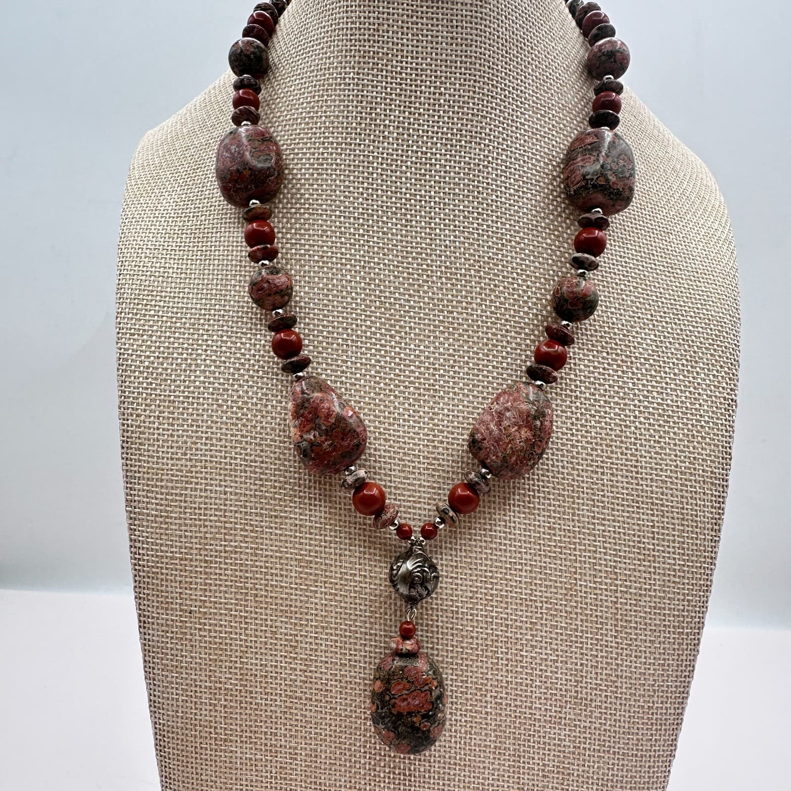Vintage Y2K Red Poppy Jasper Beaded Pendant Necklace Silver Tone Boho Jewelry