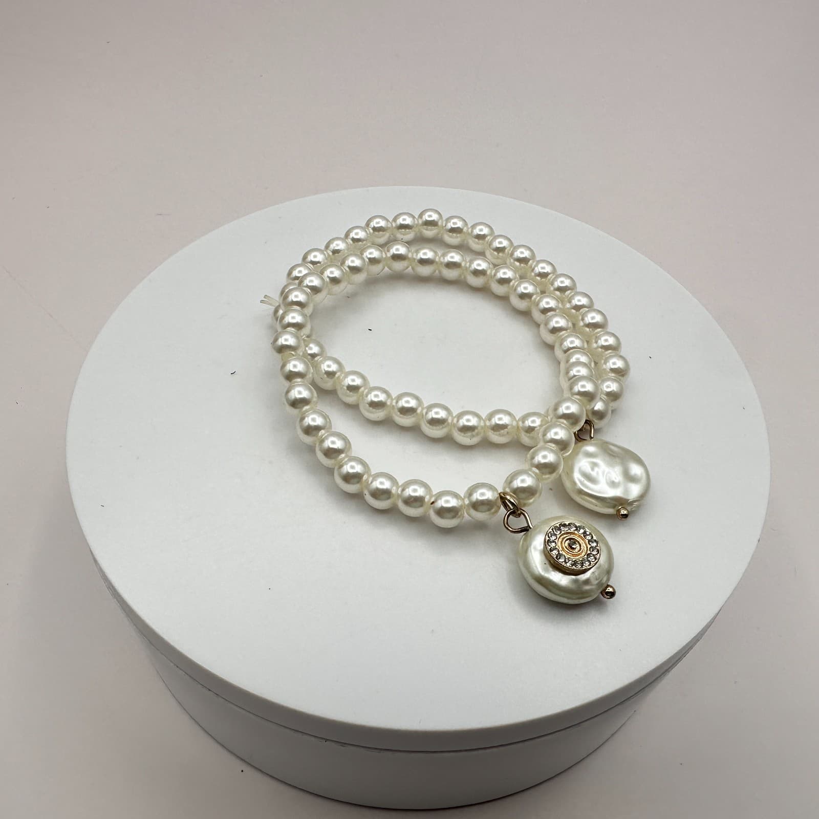 Vintage 90s Faux Pearl Bracelets Set Clear Glass Charm Stretch Fashion Jewelry