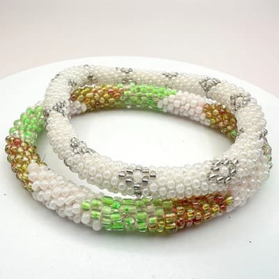Vintage 90s Glass Seed Bead Crochet Rope Bangle Bracelet Set White Green Boho