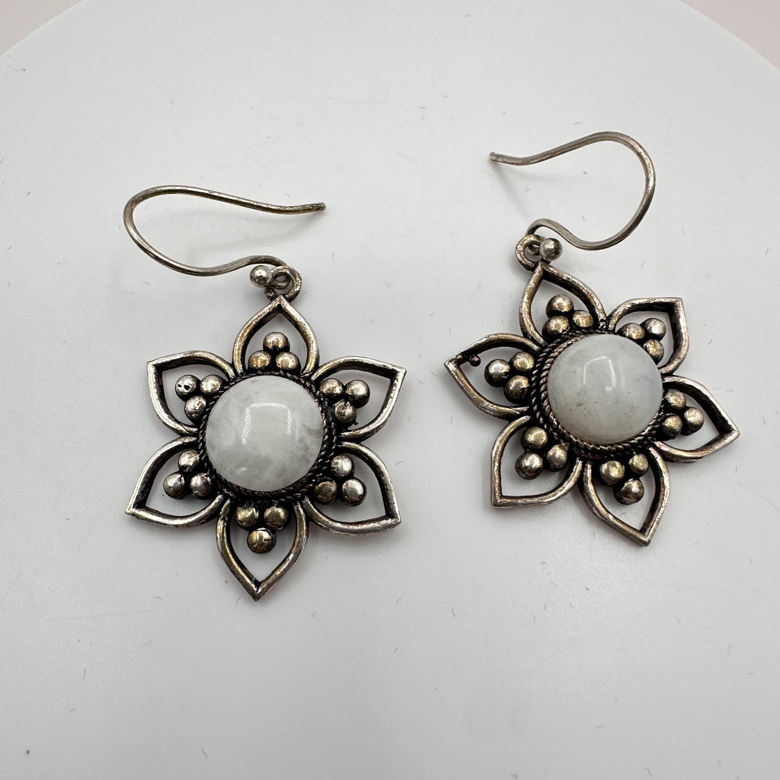 Vintage 90s Silver Tone Moonstone Floral Dangle Earrings Women's Classic Jewelry