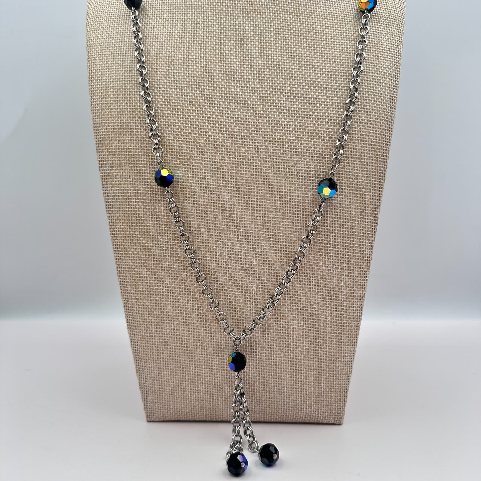 Vintage Y2K Silver Tone Necklace Faceted Iridescent Aurora Borealis Jewelry