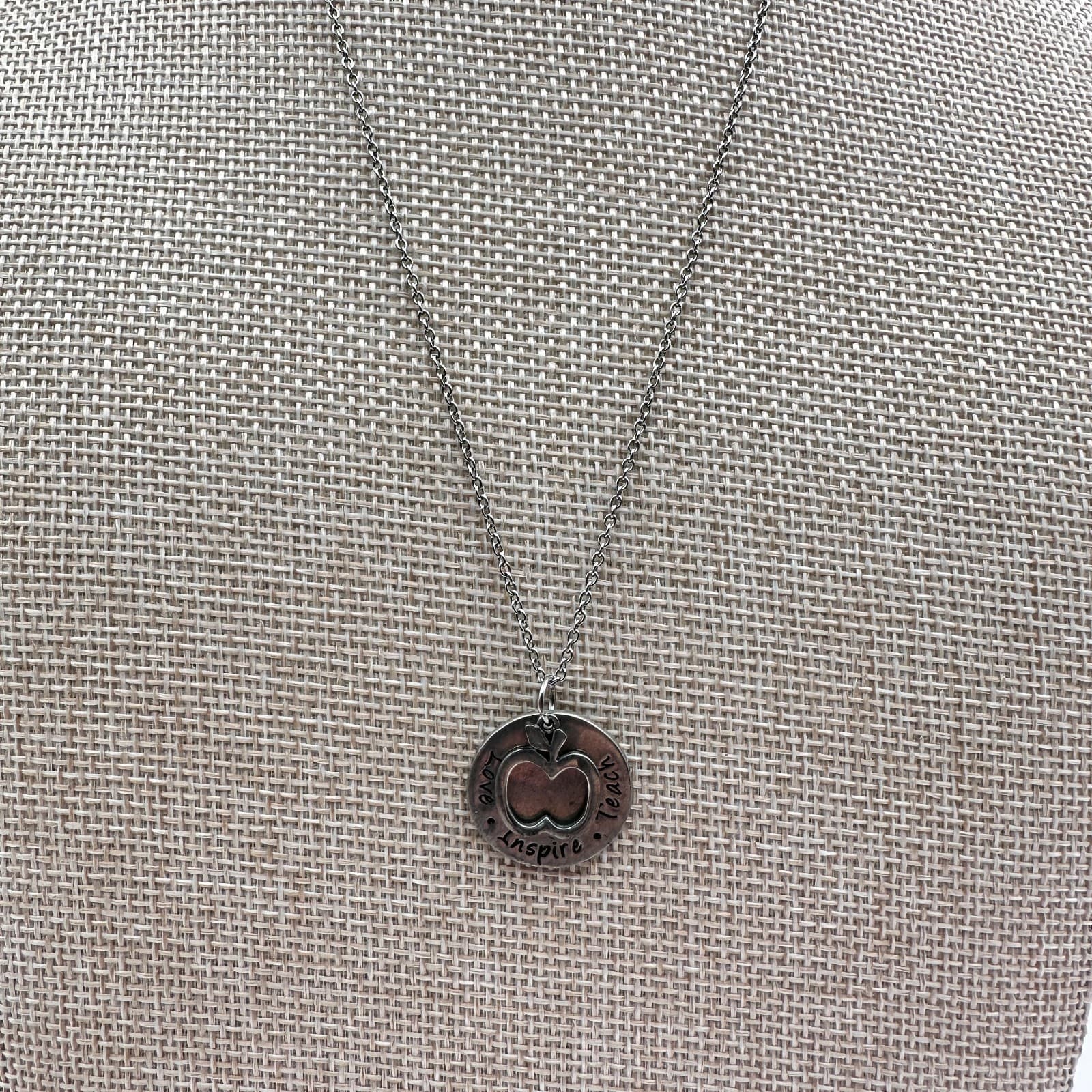 Vintage 80s SilverTone Apple Teacher Necklace Love Inspire Teach Pendant Jewelry