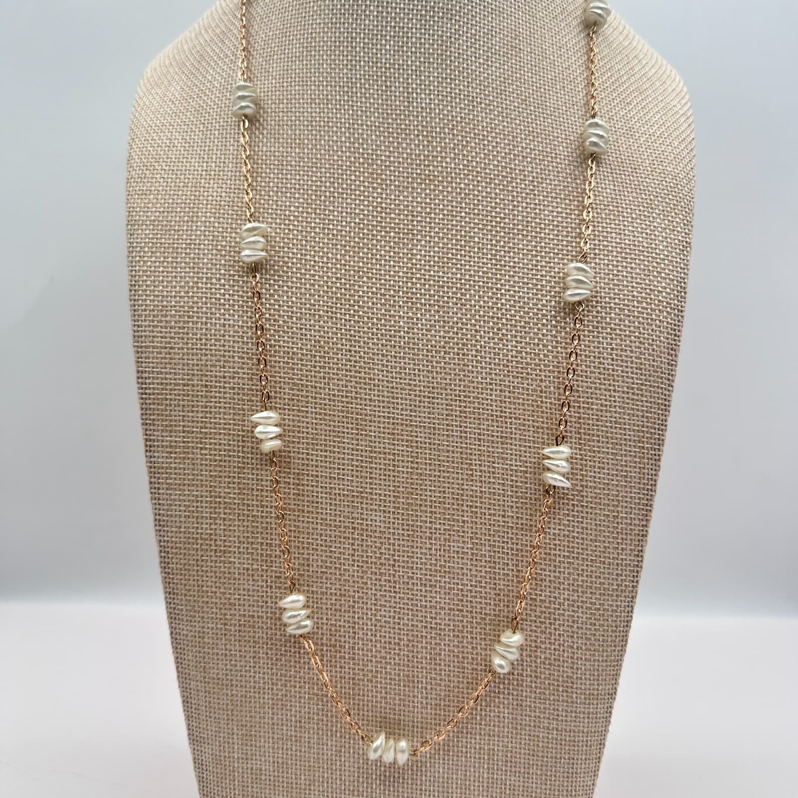Vintage 80s Gold Tone Beaded Station Necklace Pearl Ribbed Barrel Retro Jewelry
