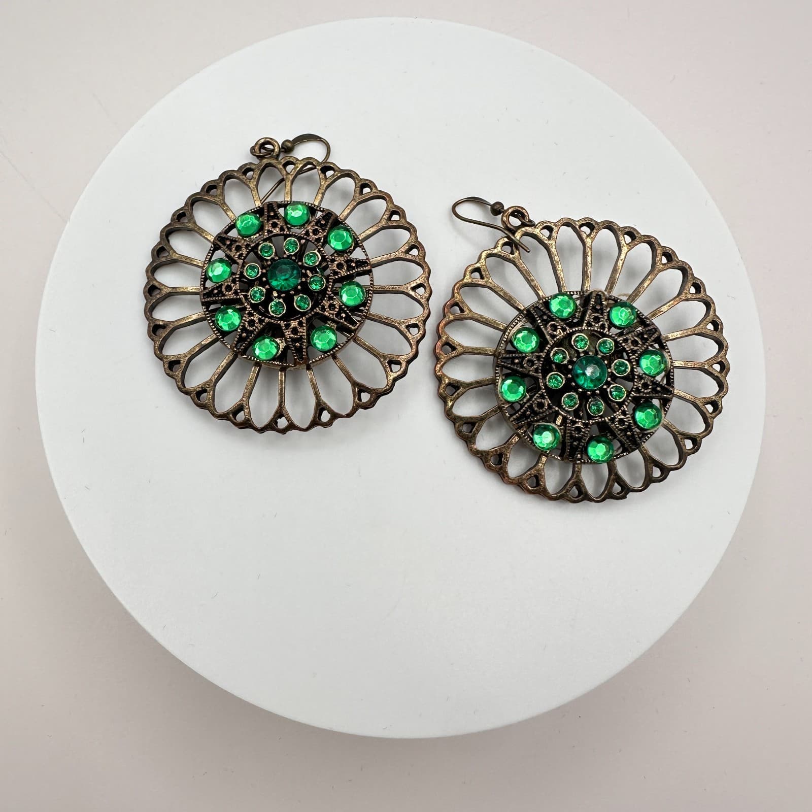 Vintage 90s Bronze Tone Green Glass Filigree Statement Drop Earrings Jewelry