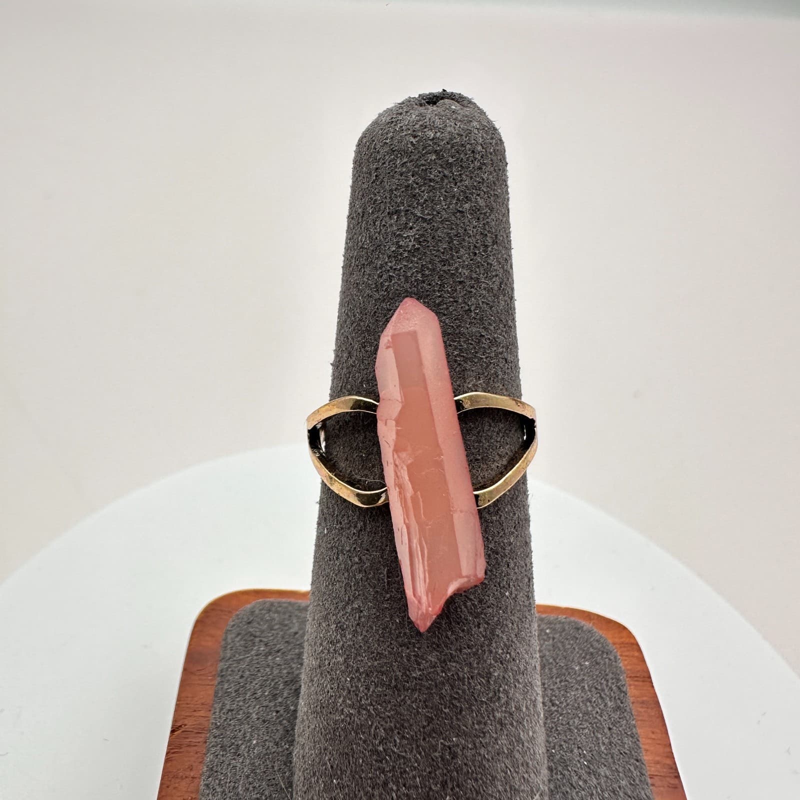 Vintage Y2K Pink Quartz Point Ring Gold Tone Statement Boho Women's Jewelry