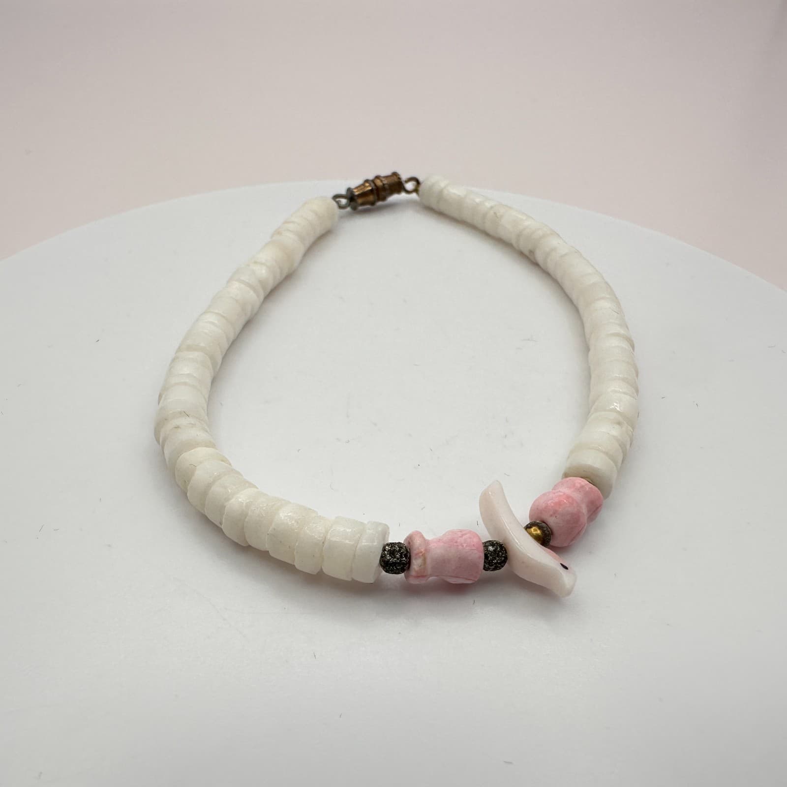 Vintage 90s Y2K Shell Heishe Bird Carved Beaded Bracelet Boho Women's Jewelry