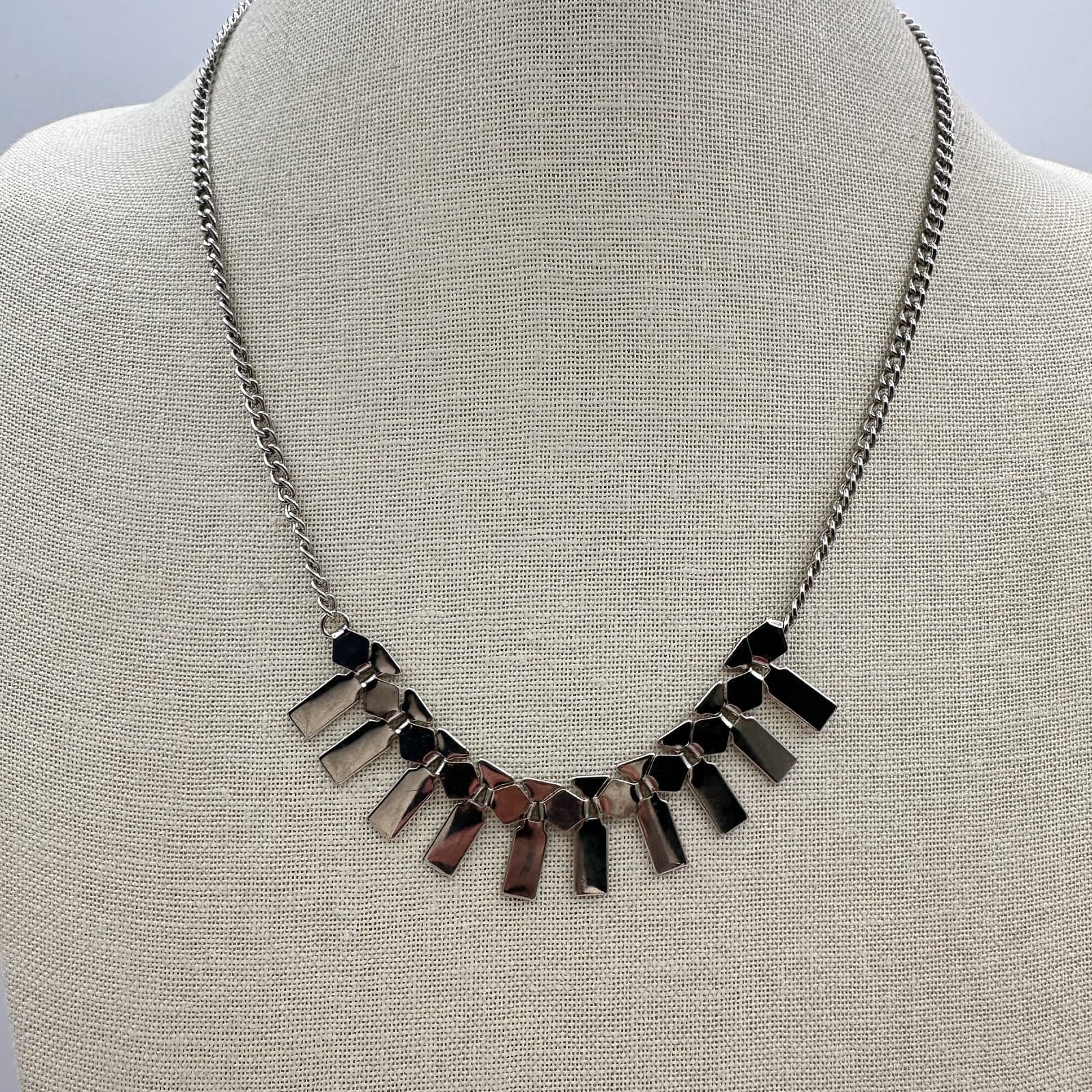 Vintage Y2K Silver Tone Geometric Fringe Bib Necklace Women's Classic Jewelry