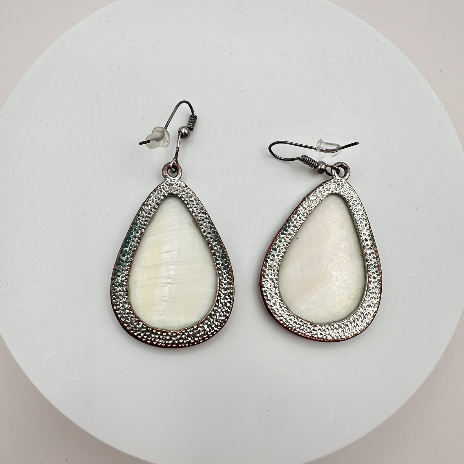 Vintage Y2K Silver Tone White Pearl Teardrop Dangle Earrings Boho Jewelry