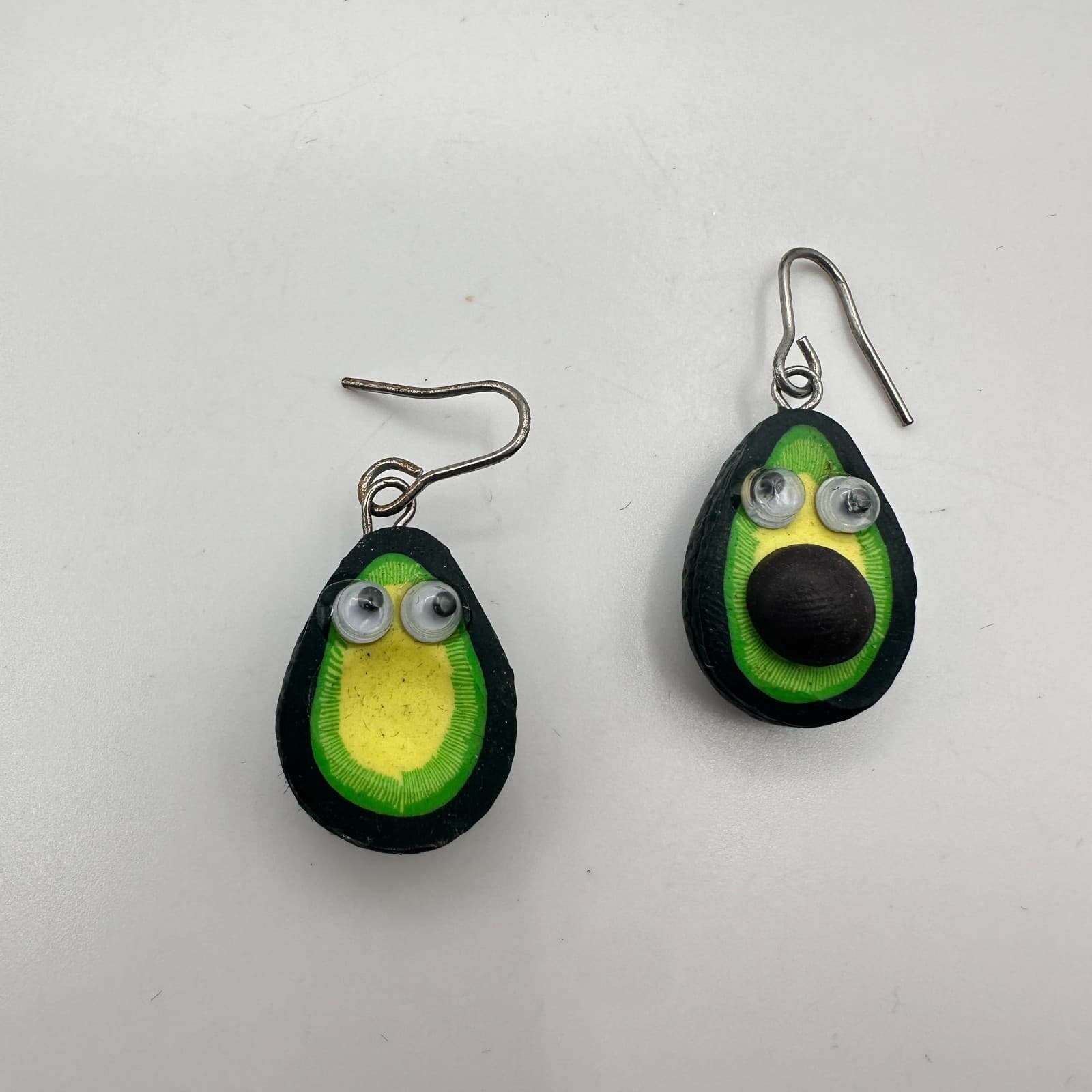 Vintage 90s Avocado Googly Eye Dangle Earrings Green Polymer Clay Fun Fashion