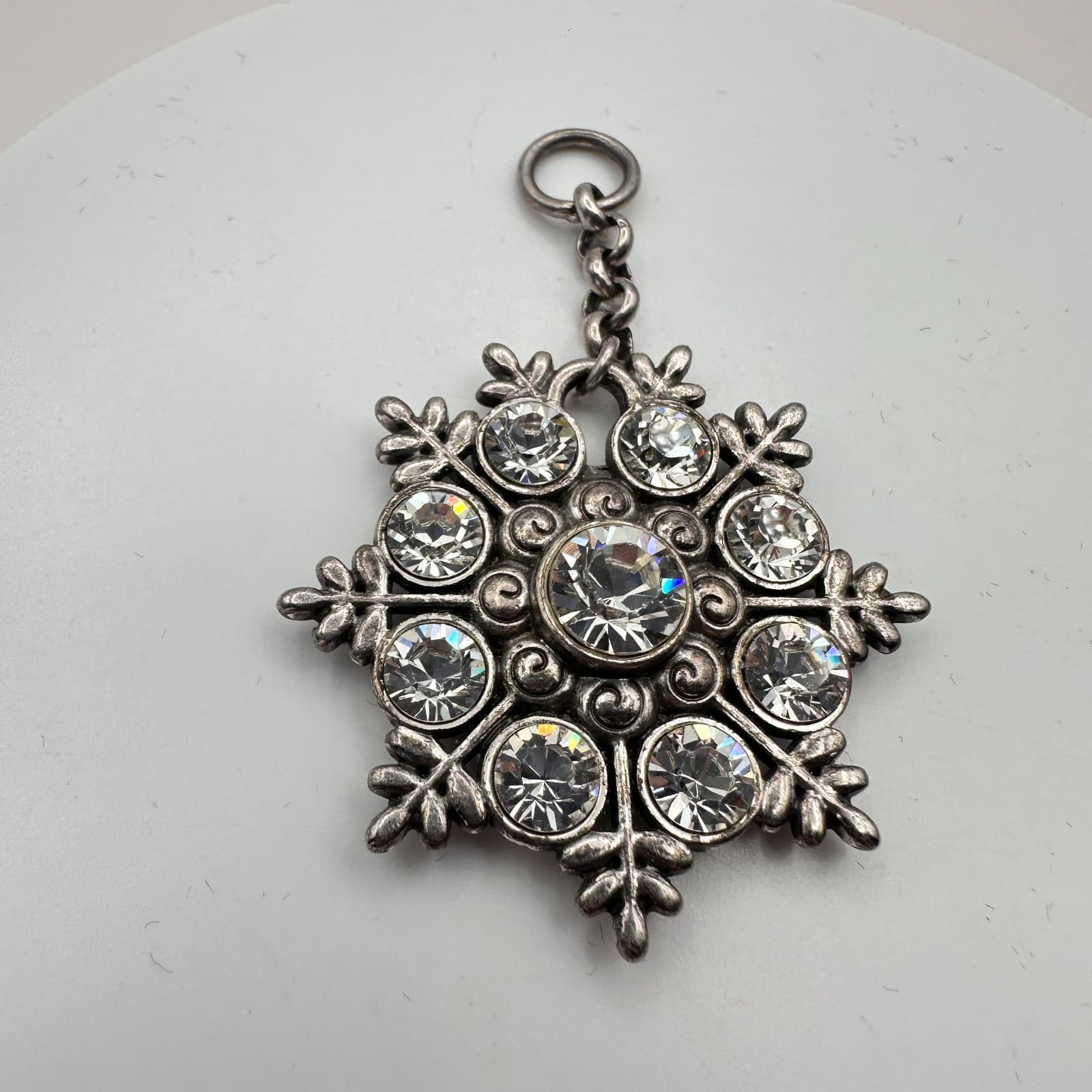 Vintage Y2K Silver Tone Snowflake Pendant Clear Rhinestone Women's Jewelry