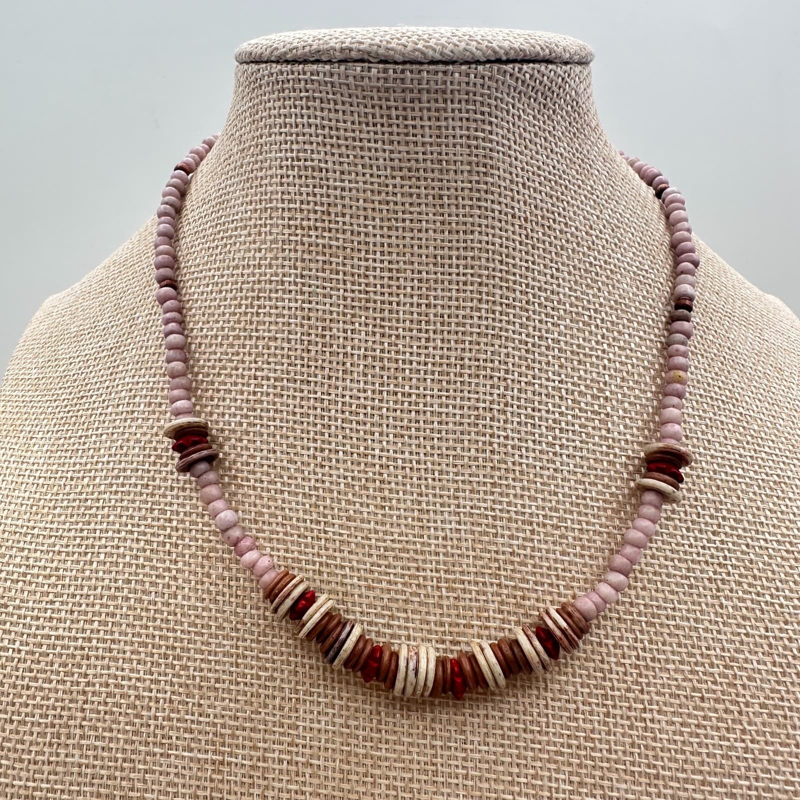 Vintage 70s Pink Stone Heishe Shell Beaded Necklace Accents Barrel Clasp Jewelry