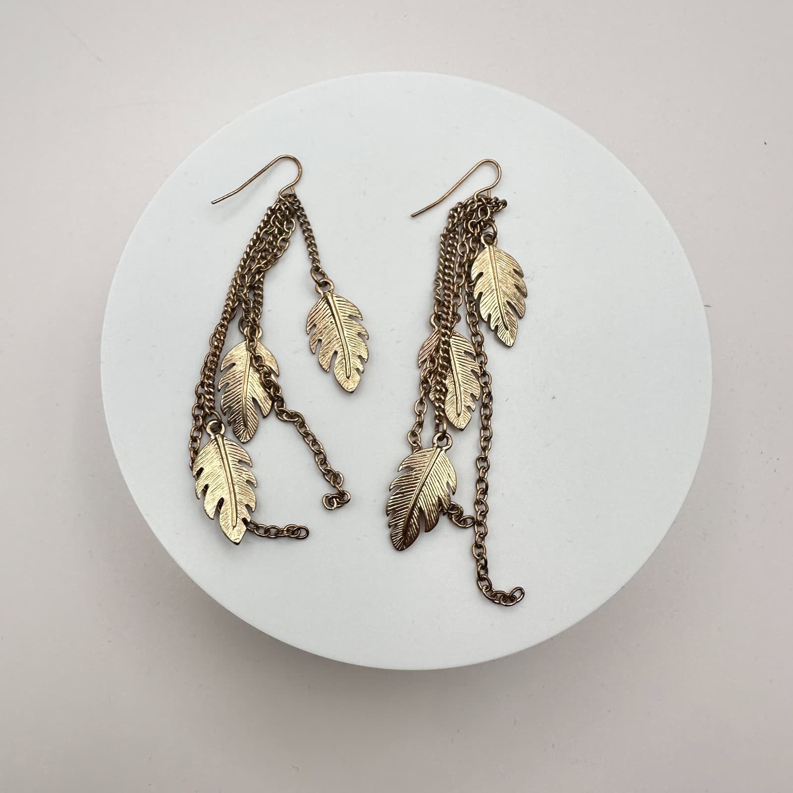 Vintage 80s Brass Leaf Tassel Earrings Multi-Chain Dangle Feathr Classic Jewelry