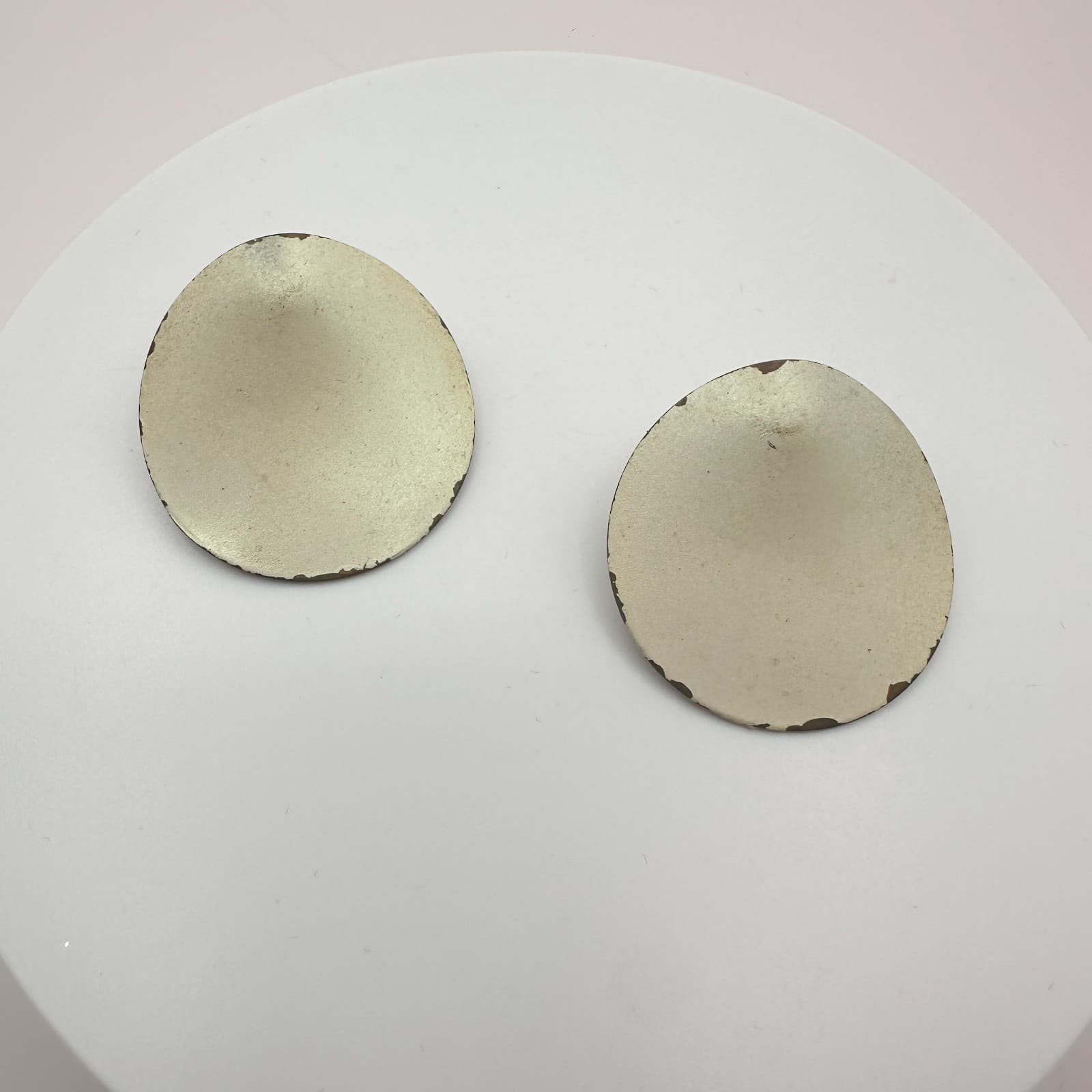 Vintage 80s Cream Disk Stud Earrings Casual Boho Women's Classic Jewelry