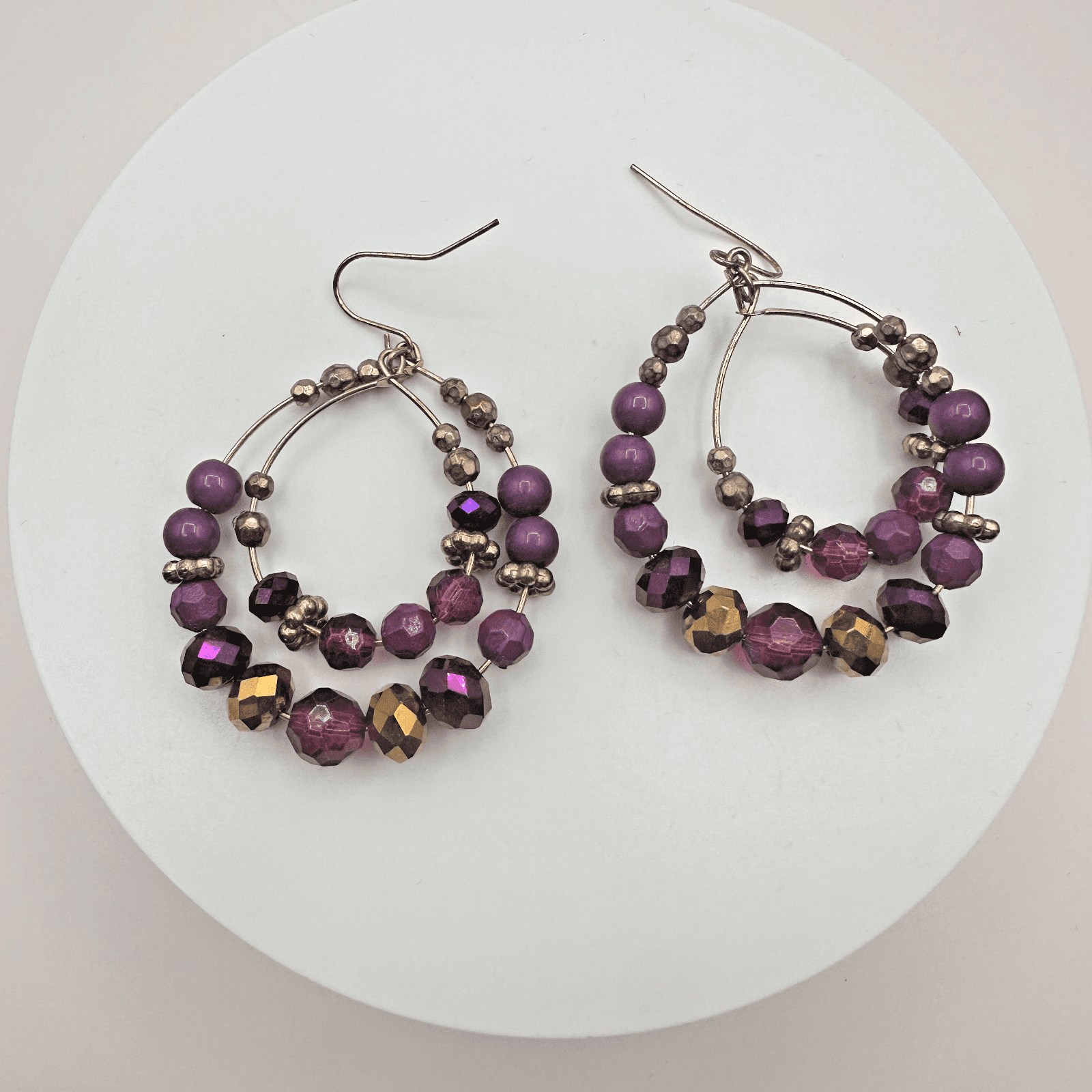 Vintage Y2K Gold Tone Purple Glass Beaded Double Hoop Earrings Women's Jewelry