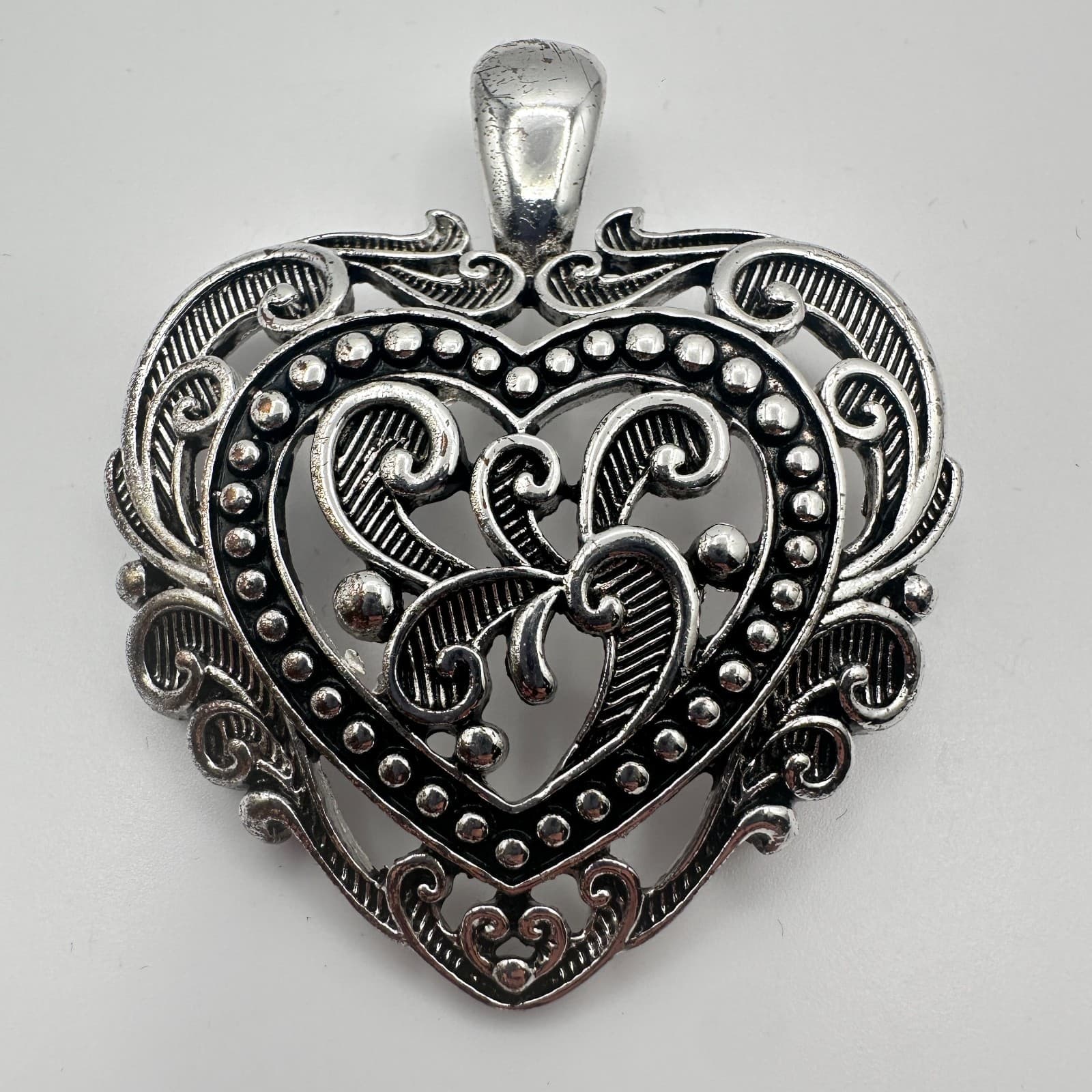 Vintage Y2K Silver Tone Openwork Filigree Heart Pendant Statement Jewelry