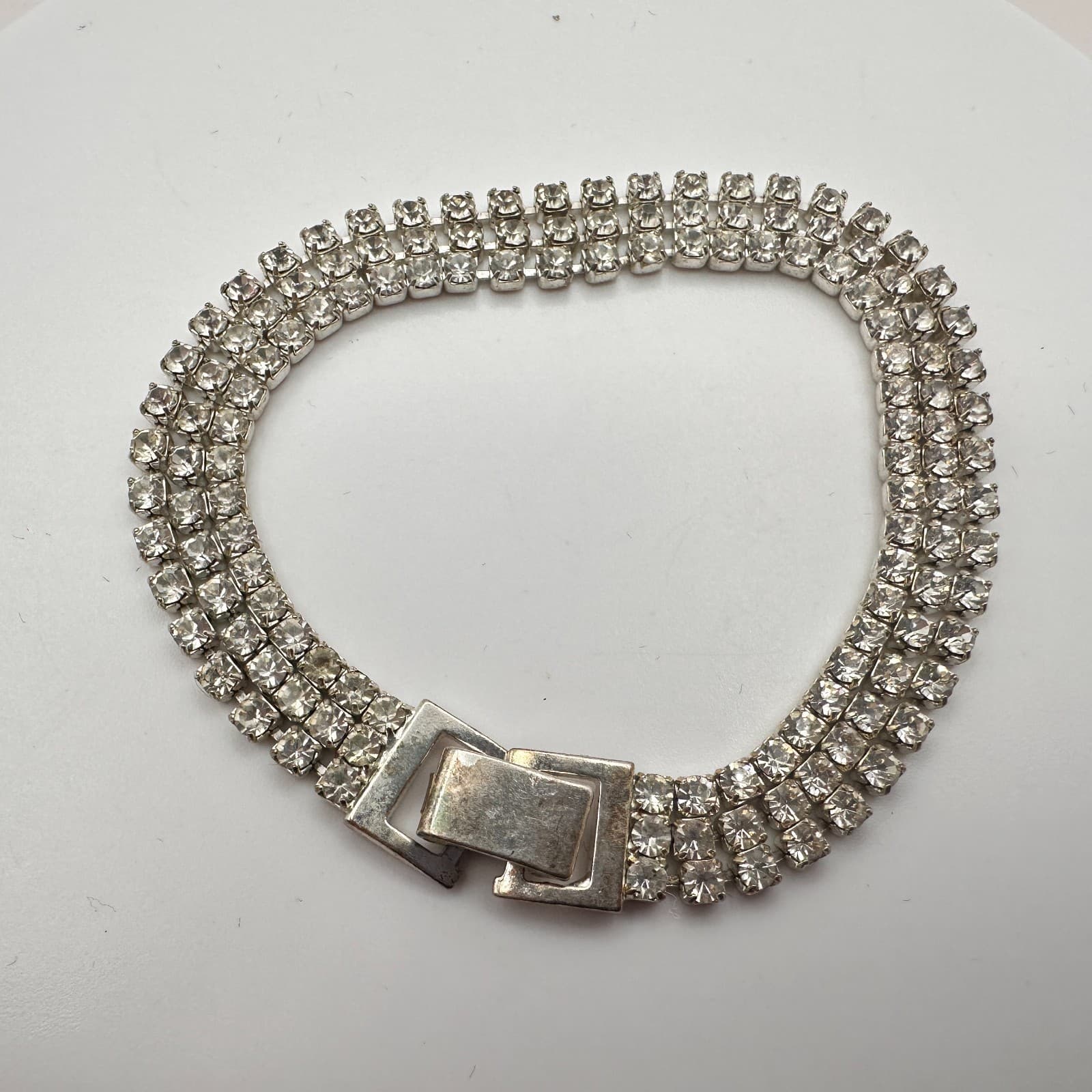 Vintage 50s Mid Century Clear Glass Silver Tone Tennis Bracelet Fashion Jewelry