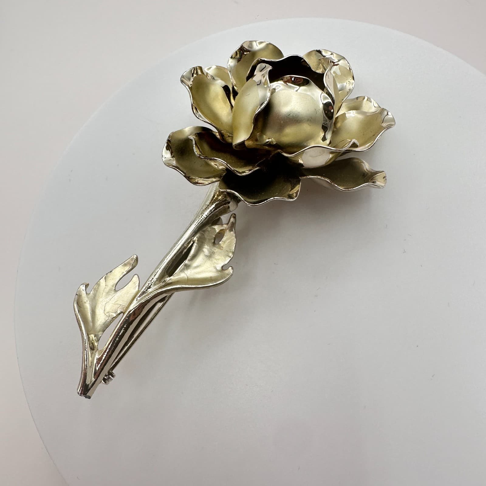 Vintage Y2K Gold Tone Rose Floral Brooch Pin Retro Women's Classic Jewelry