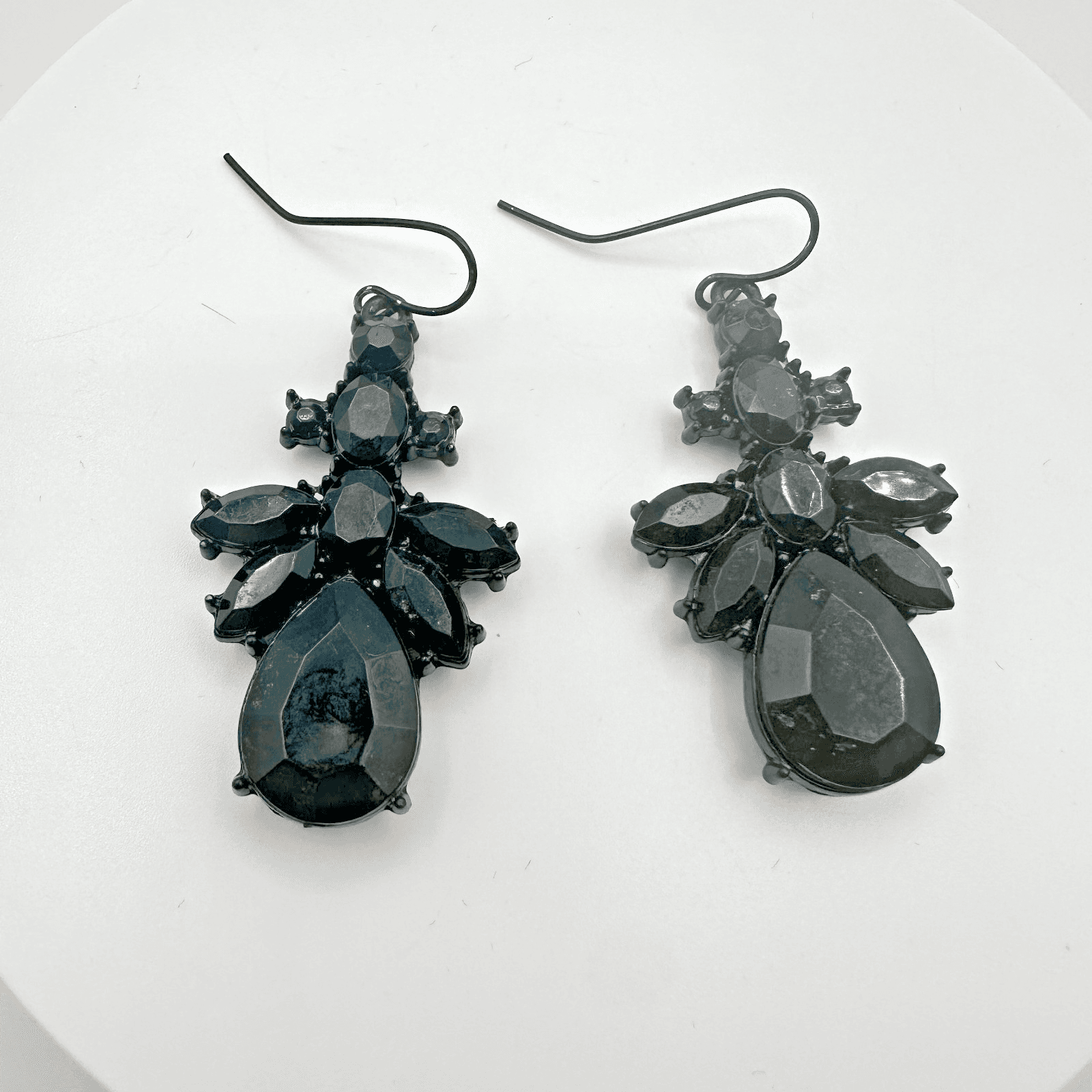 Vintage 90s Black Glass Stone Cluster Chandelier Earrings Statement Jewelry