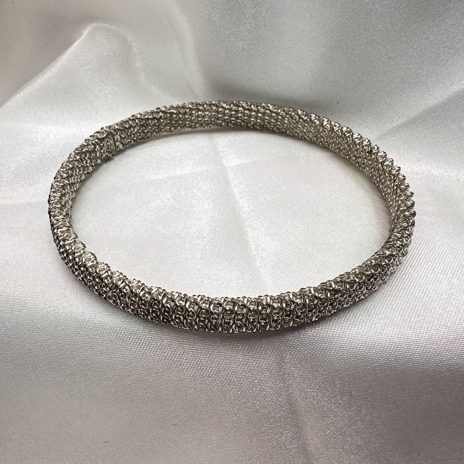 Vintage 80s Silver Tone Filigree Mesh Bangle Texture Articulate Bracelet Jewelry