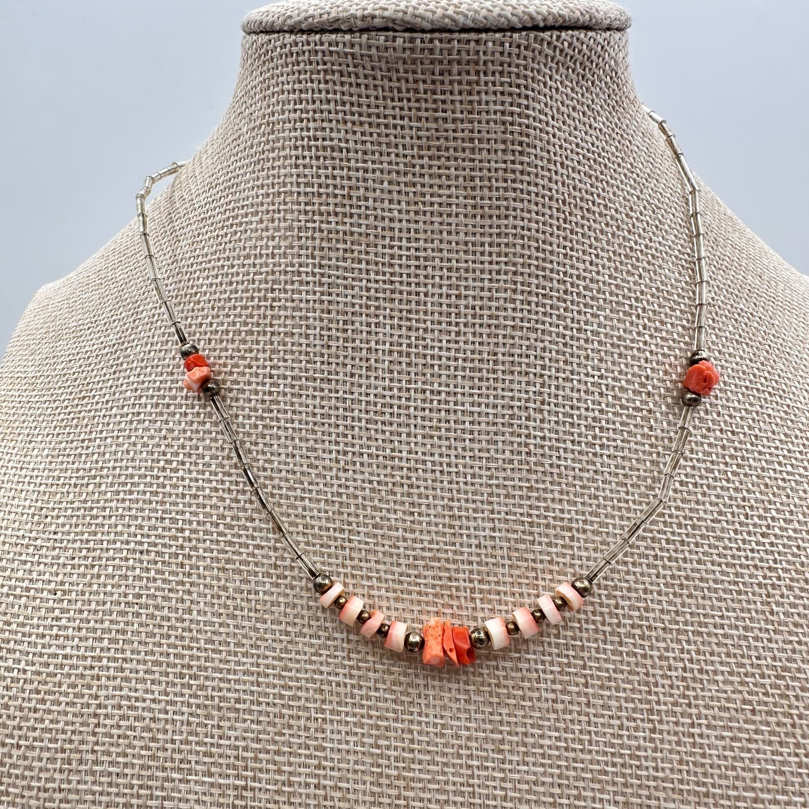Vintage 90s Silver Tone Beaded Necklace Boho Women's Classic Fashion Jewelry