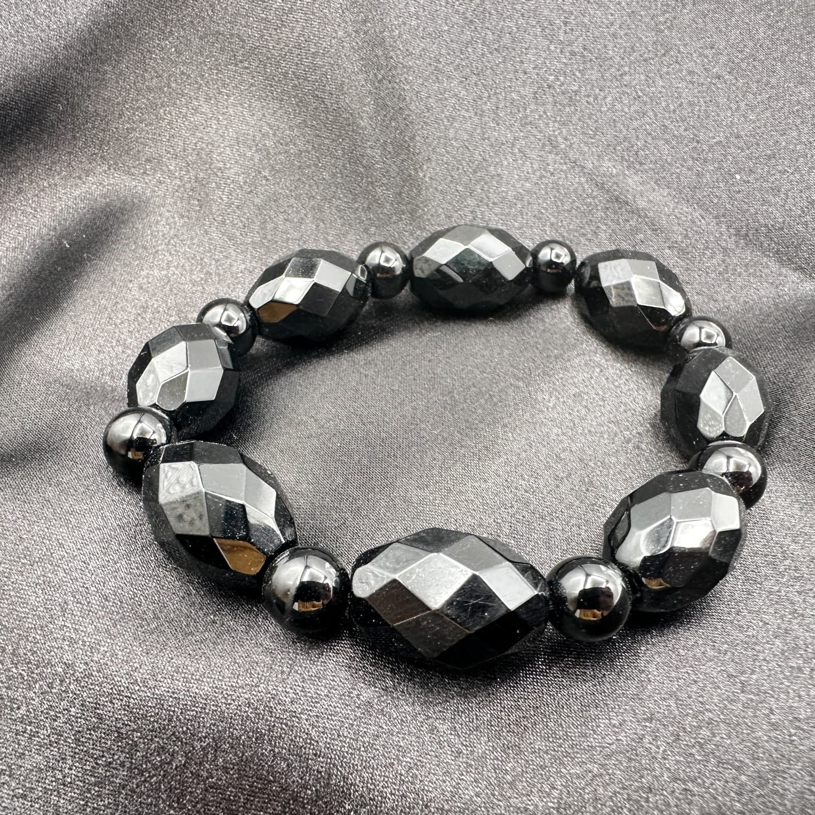 Vintage Y2K Black Faceted Glass Beaded Stretch Bracelet Classic Jewelry