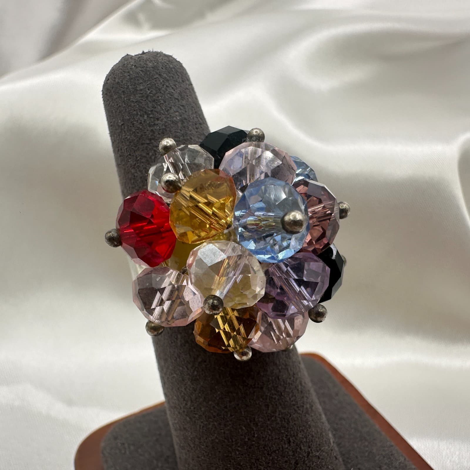Vintage Y2K Silver Tone Beaded Statement Ring Women's Classic Fashion Jewelry