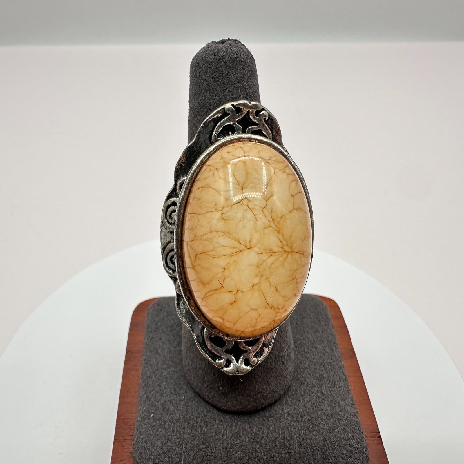 Vintage 80s Yellow Agate Silver Tone Statement Ring Oval Cabochon Bezel Jewelry