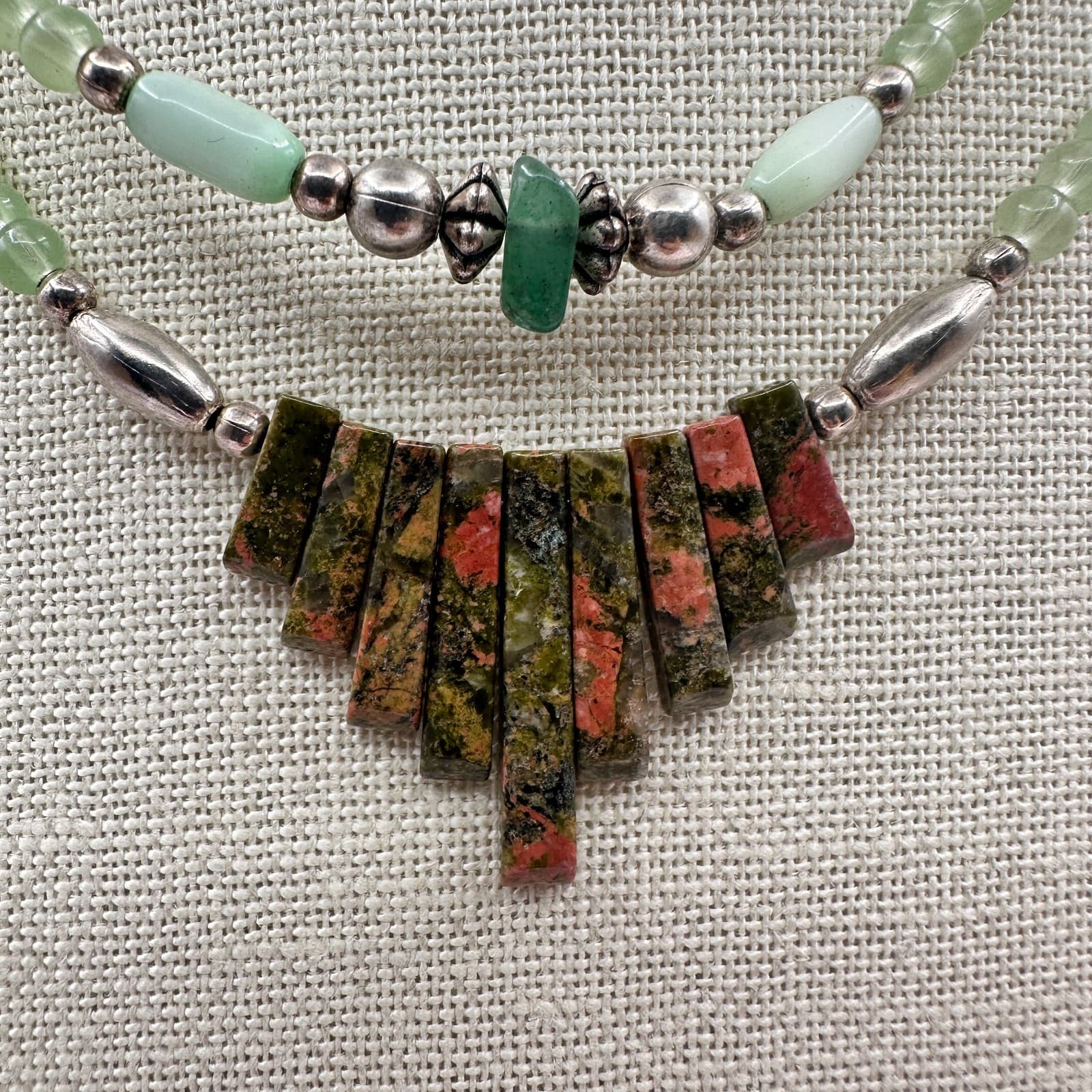 Vintage 80s Silver Tone Southwestern Unakite Green Aventurine Beaded Necklace