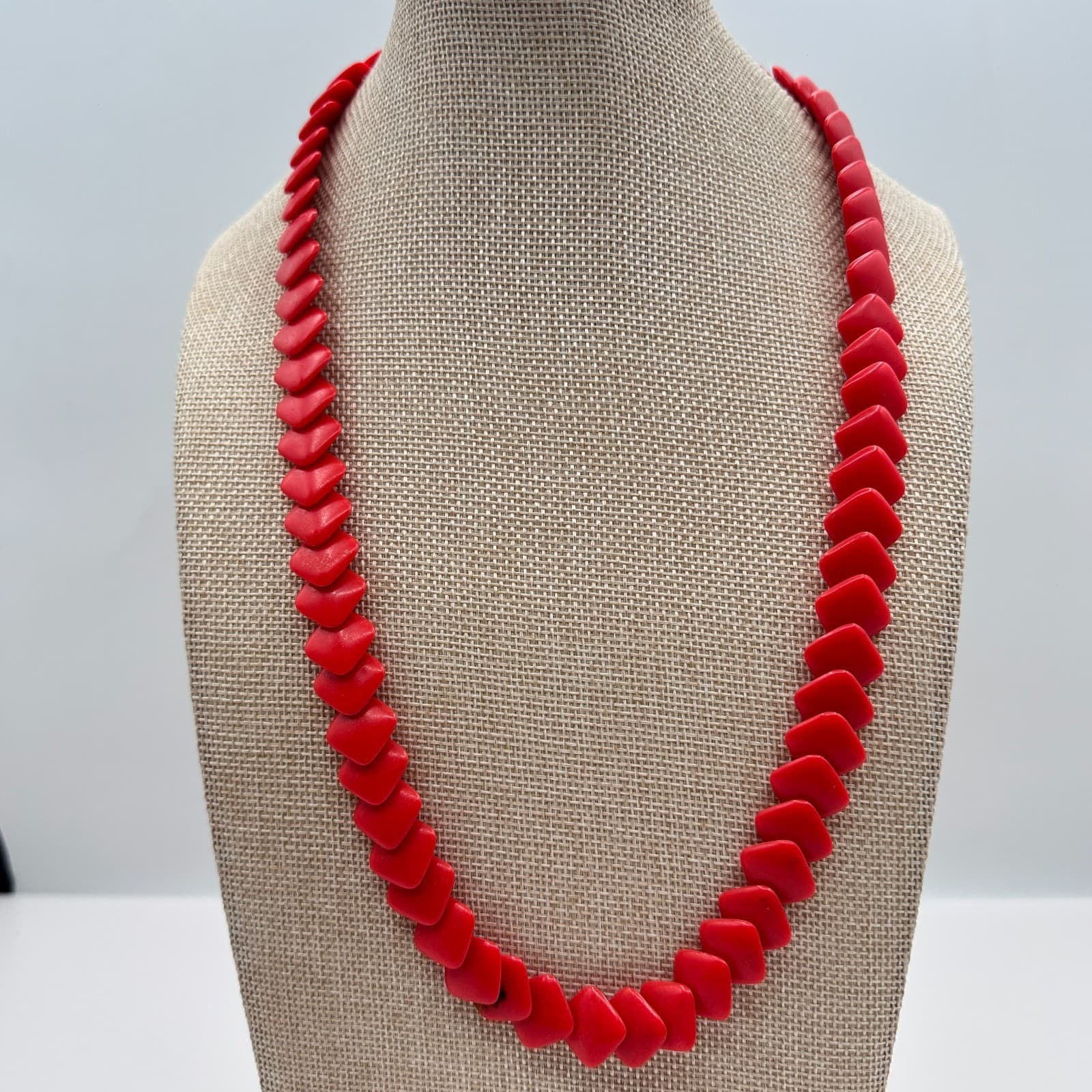 Vintage 70s Women Red Square Bead Statement Necklace Smooth Matte Finish Jewelry