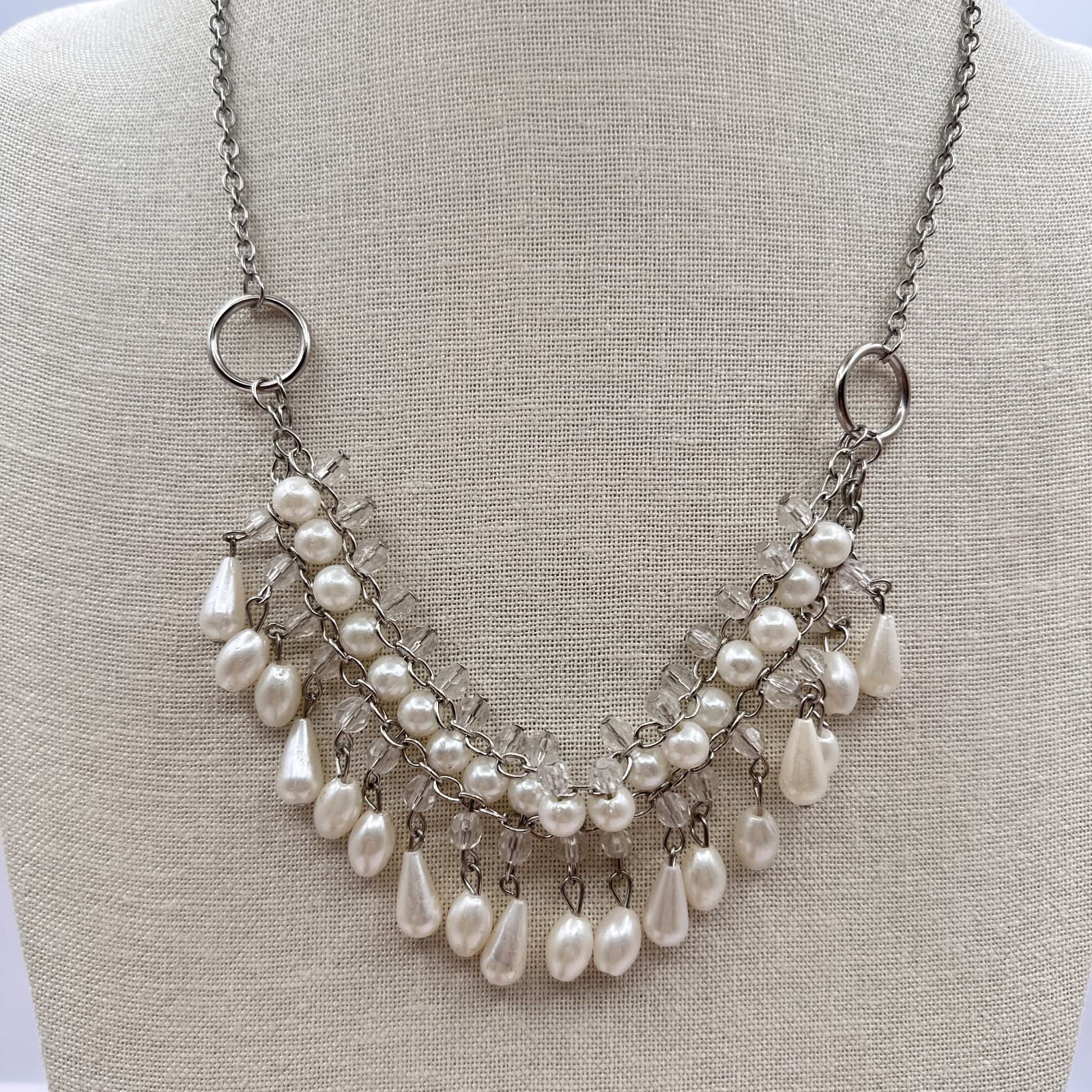 Vintage 90s Silver Tone Faux Pearl & Glass Bib Necklace White Teardrop Fringe