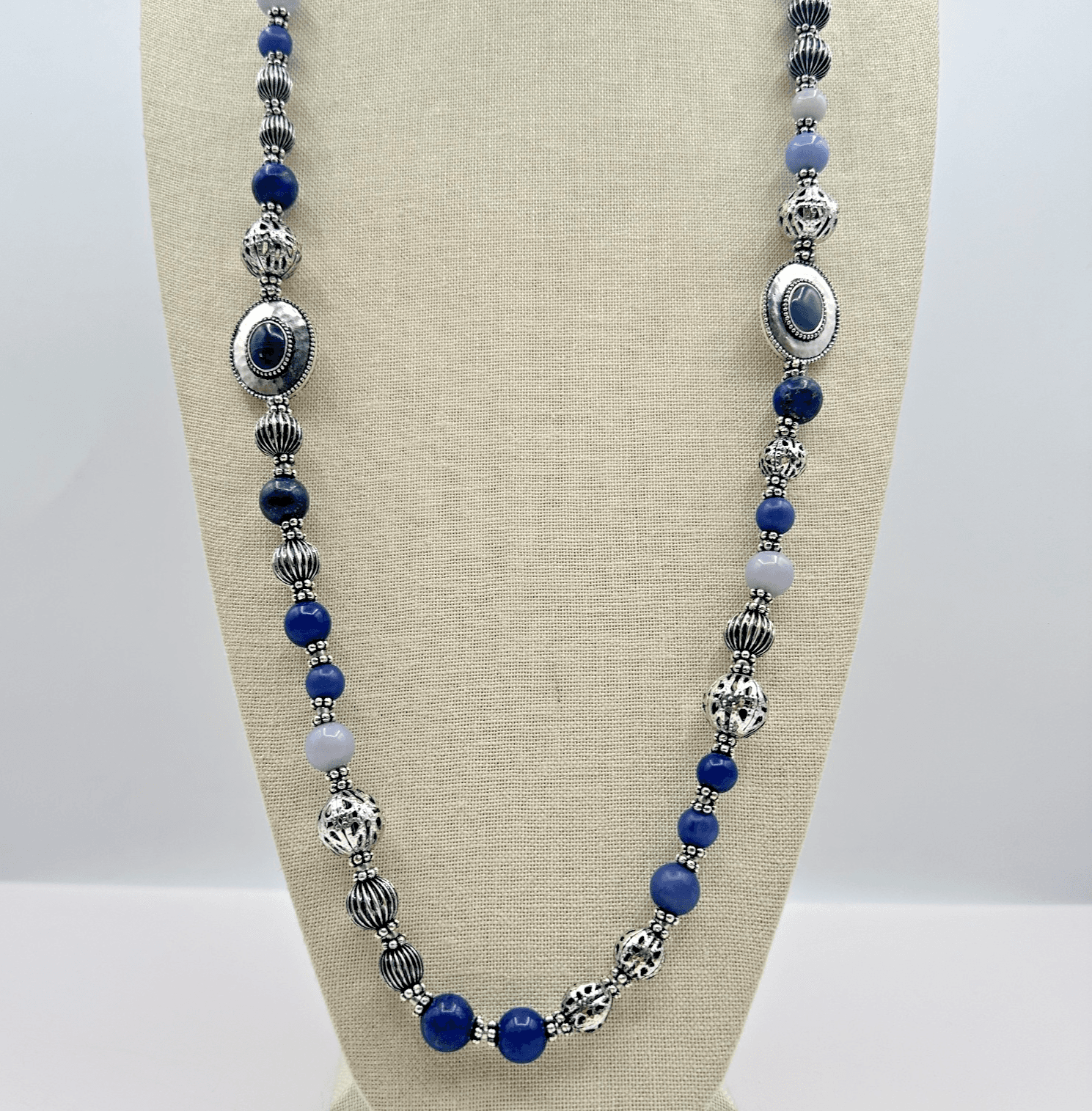 Vintage Y2K Silver Tone Boho Beaded Statement Necklace Women's Classic Jewelry