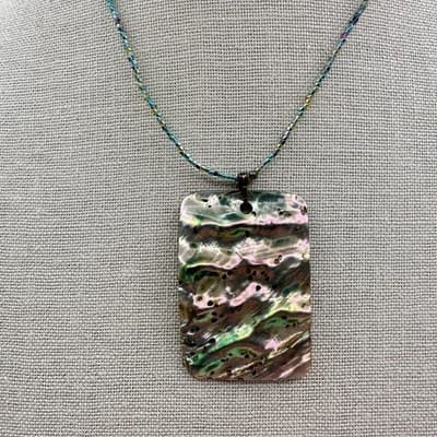Vintage Y2K Silver Tone Abalone Shell Beaded Pendant Necklace Women's Jewelry
