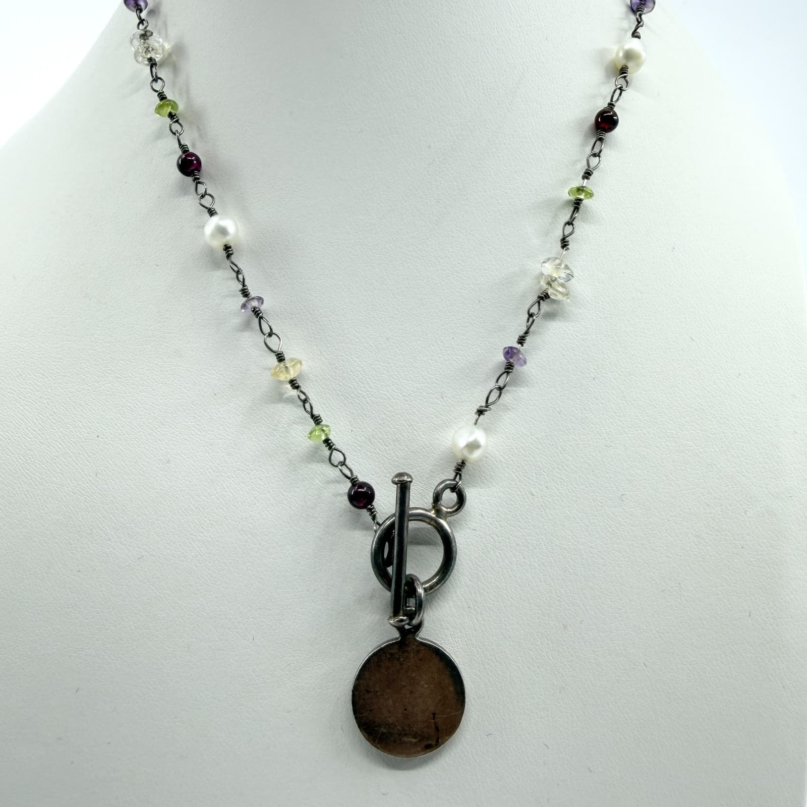 Vintage Silver Tone Simulated Pearl Multi Stone Toggle Pendant Necklace Boho 90s