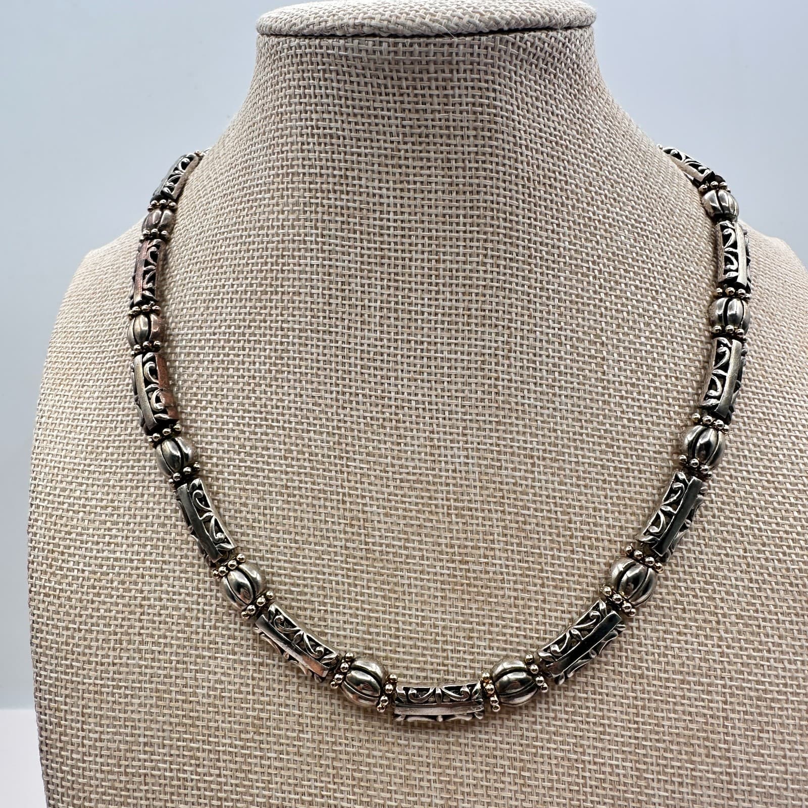 Vintage 80s Women Necklace OS Filigree Barrel Bead Silver Tone Jewelry