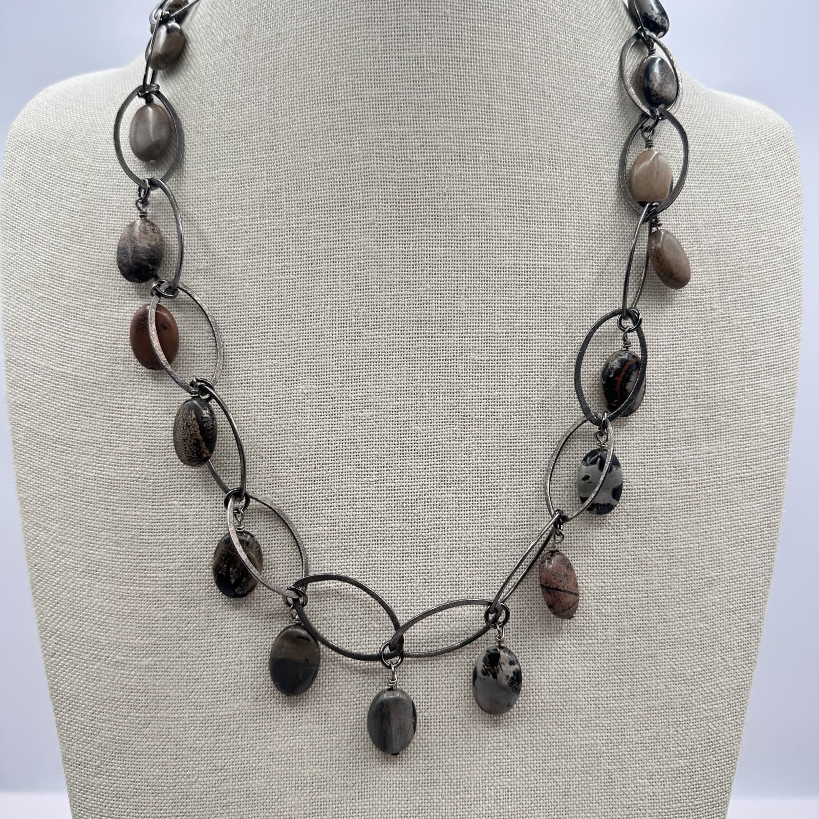 Vintage Y2K Silver Tone Oval Link Glass Stone Statement Necklace Women's Jewelry