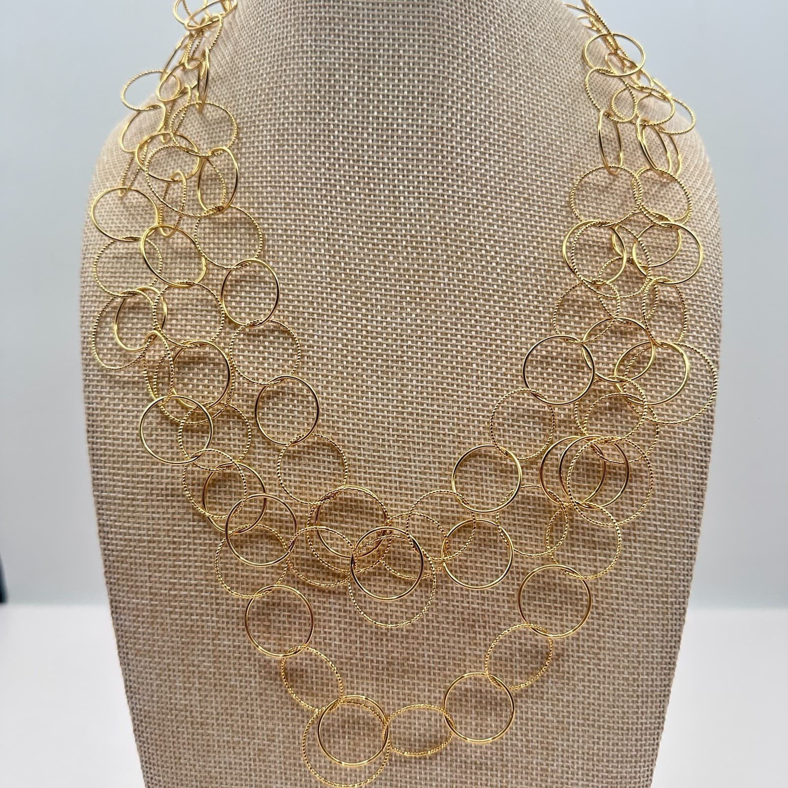 VTG Y2K Gold Tone Multi Strand Interlocking Circle Statement Necklace Jewelry