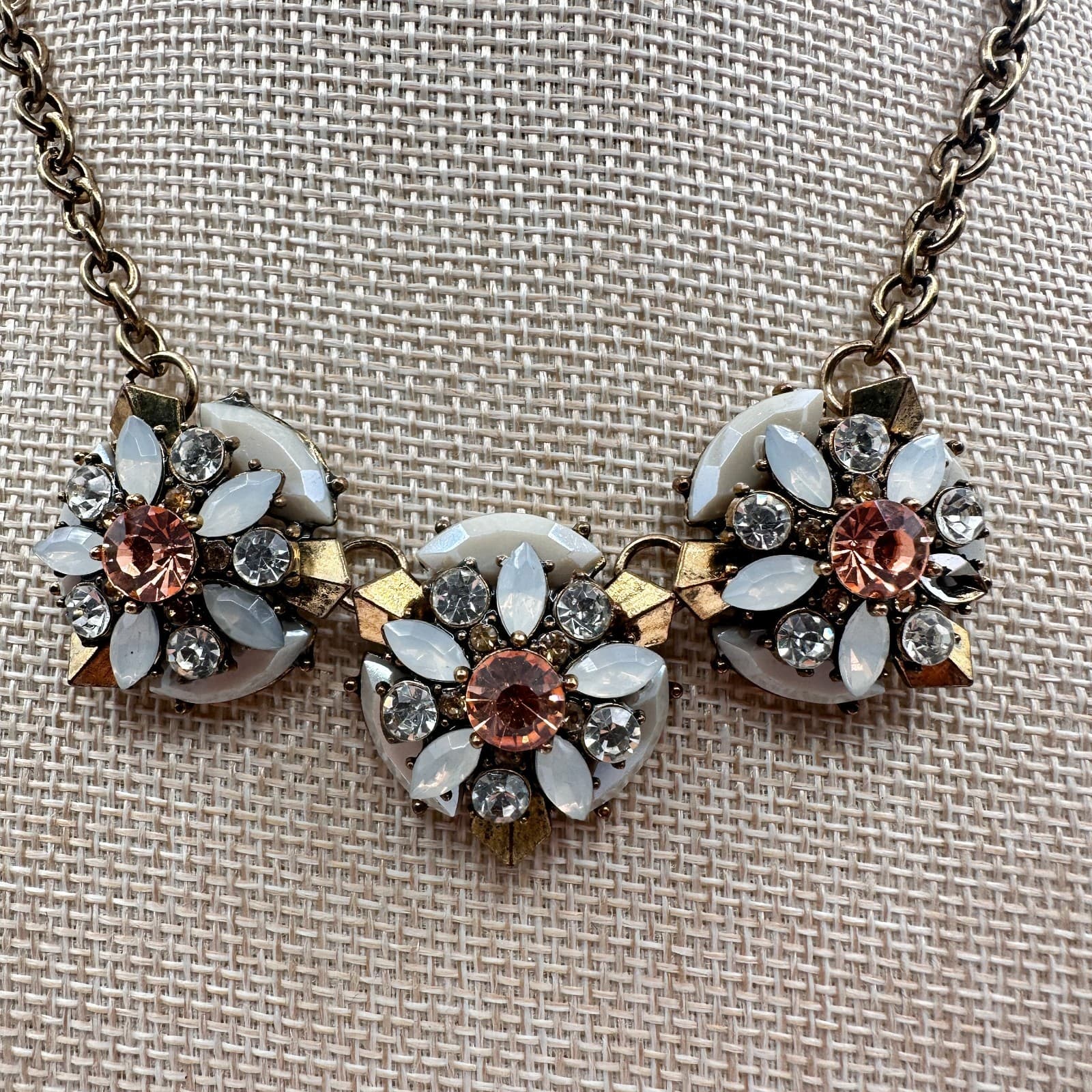 Vintage 90s Gold Tone Rhinestone Floral Bib Necklace Statement Women's Jewelry