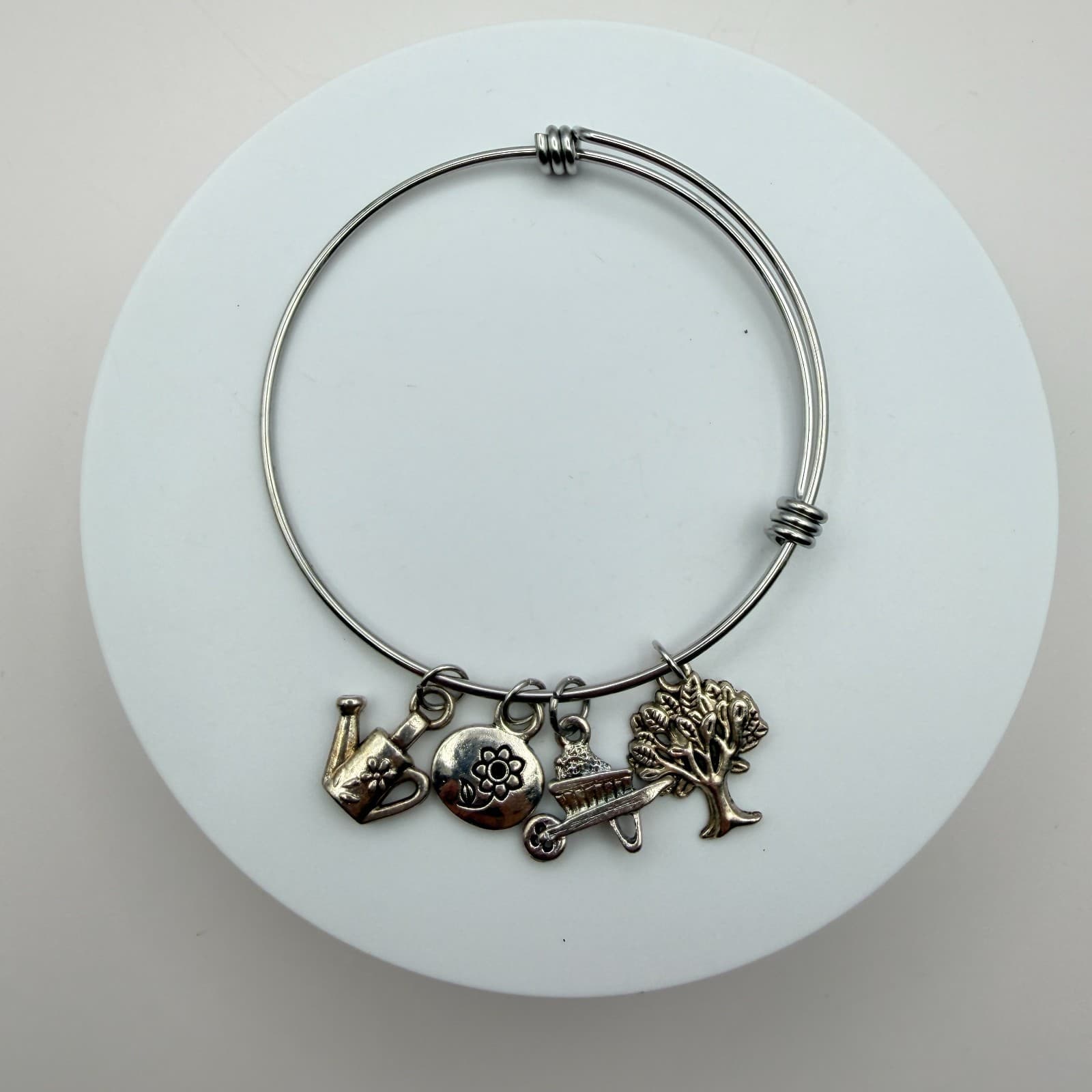 Vintage 90s Silver Tone Expandable Bracelet Featuring Gardening Charms Jewelry