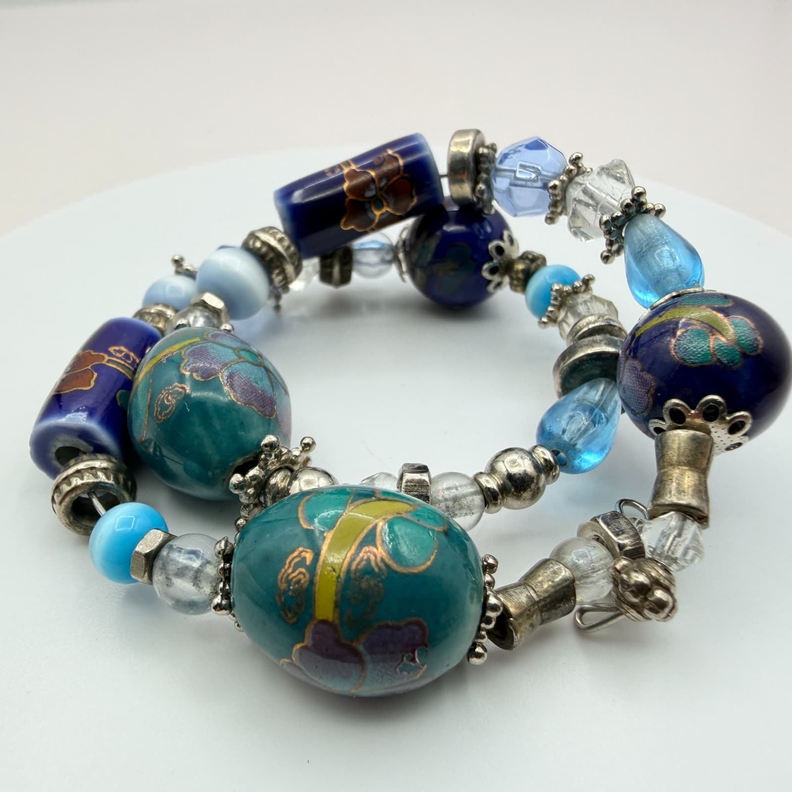Vintage Y2K Polycrome Floral Glass Bead Memory Wire Bracelet Silver Tone Jewelry