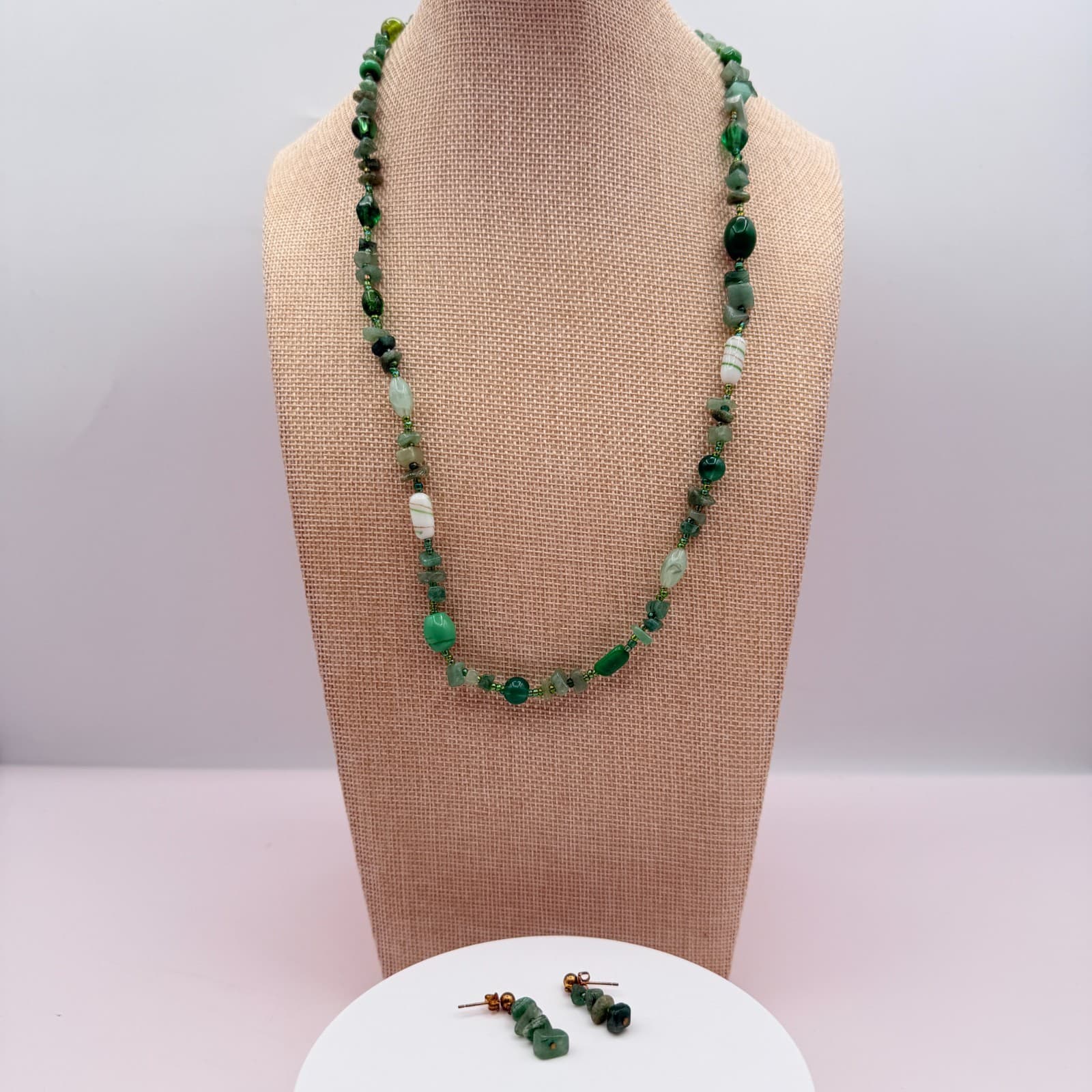 Vintage Y2K Glass Chip Beaded Necklace Earrings Set Boho Women's Classic Jewelry
