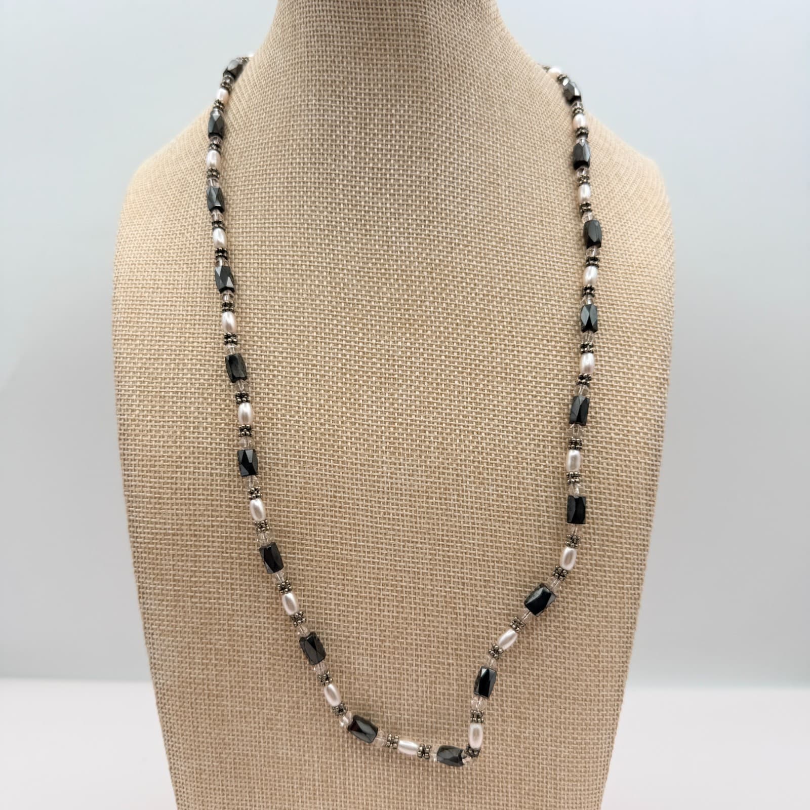 Vintage Y2K Silver Tone Black Faux Pearl Beaded Necklace Set Women's Jewelry